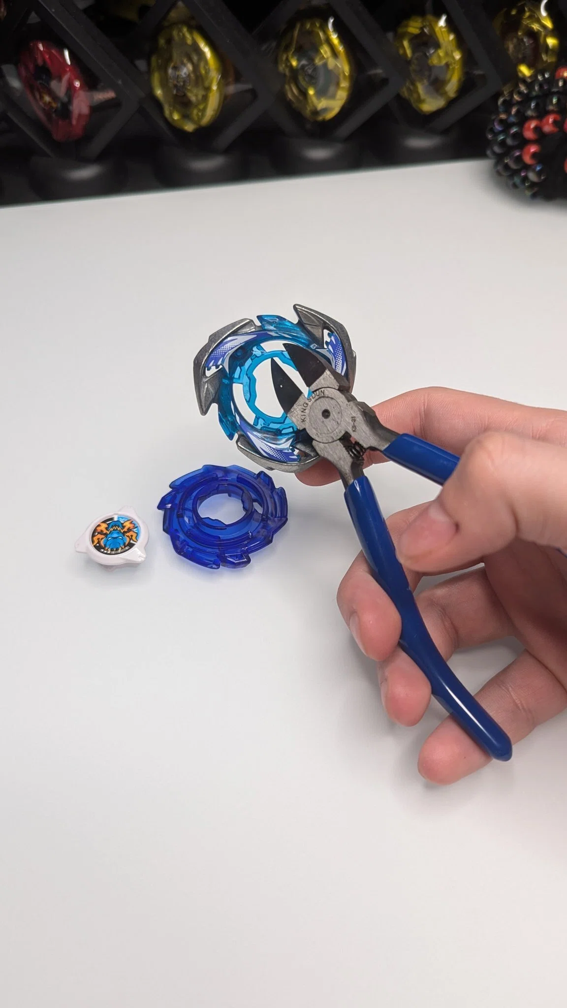 BEYBLADEX ベイブレードX :海外ブレーダーがCXに憤慨？！｜ベイブレ雑記