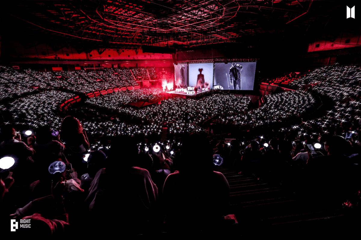 HOPE ON THE STAGE Seoul 韓国 コンフェッティ 蝶 人気の新作 J-hope HOPE ON THE STAGE アゲハ蝶 ソウルコン