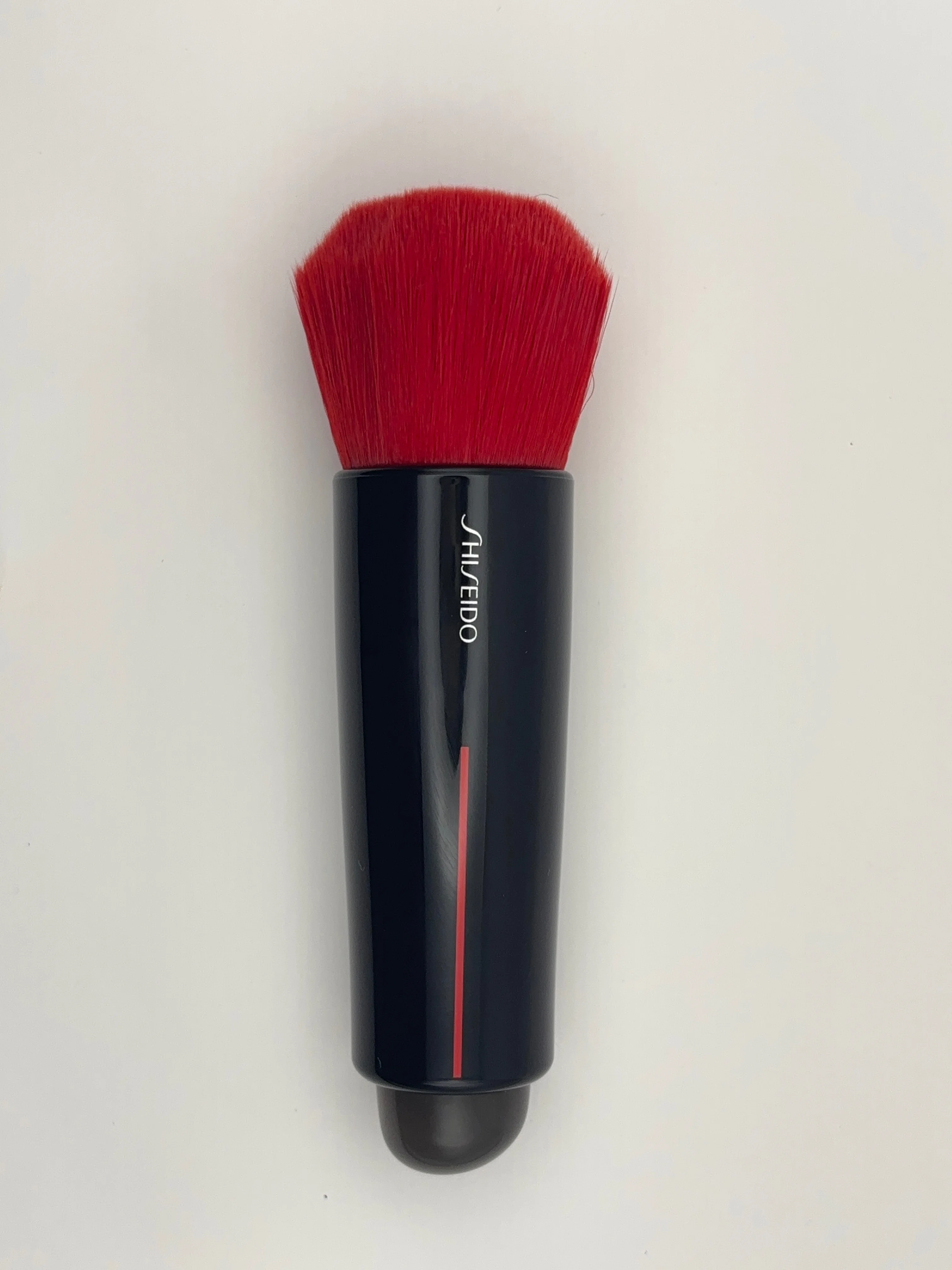 SHISEIDO エッセンス スキングロウ ファンデーションとブラシセット