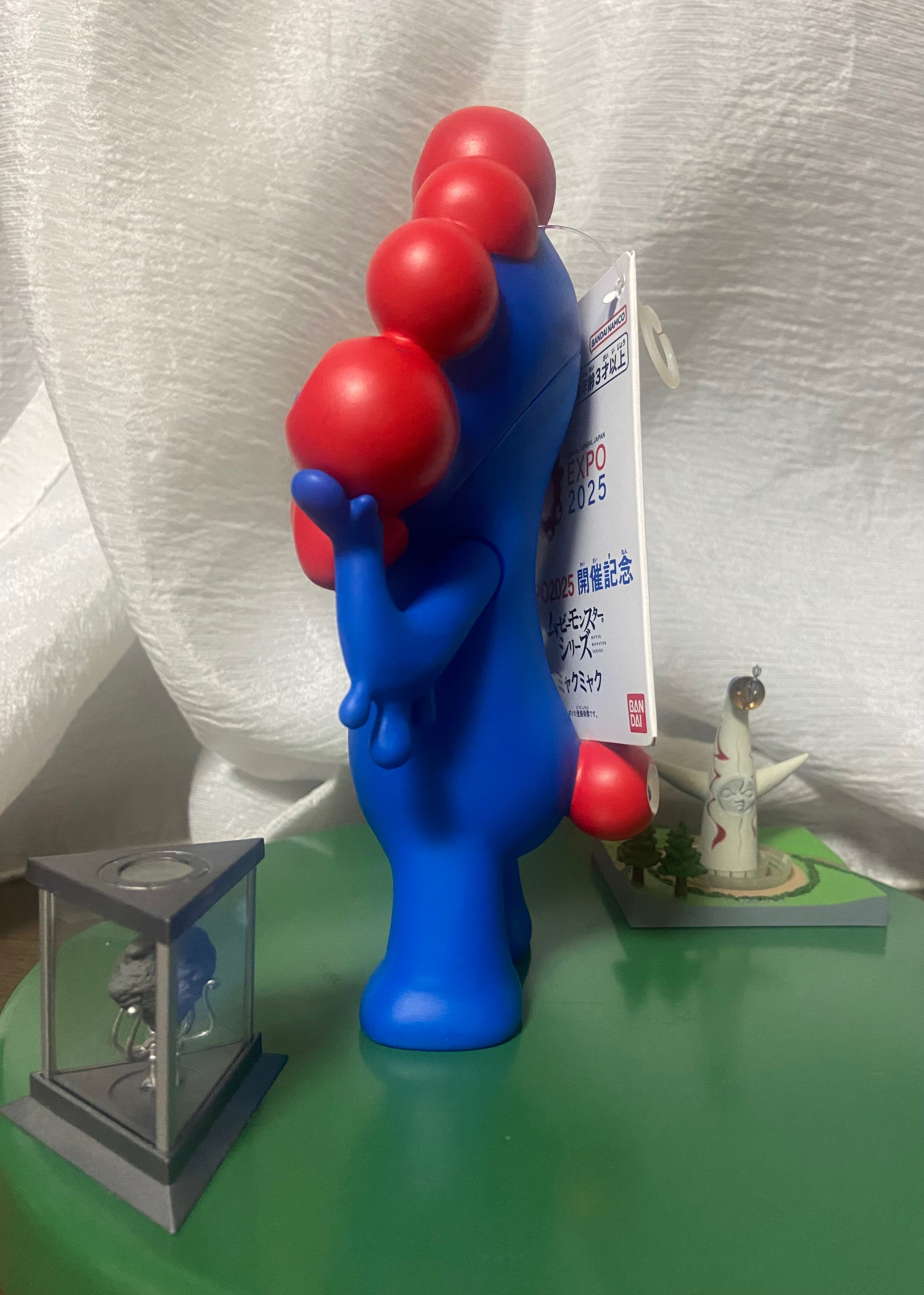 手持ちのフィギュアで1970、2025大阪万博｜ゆる