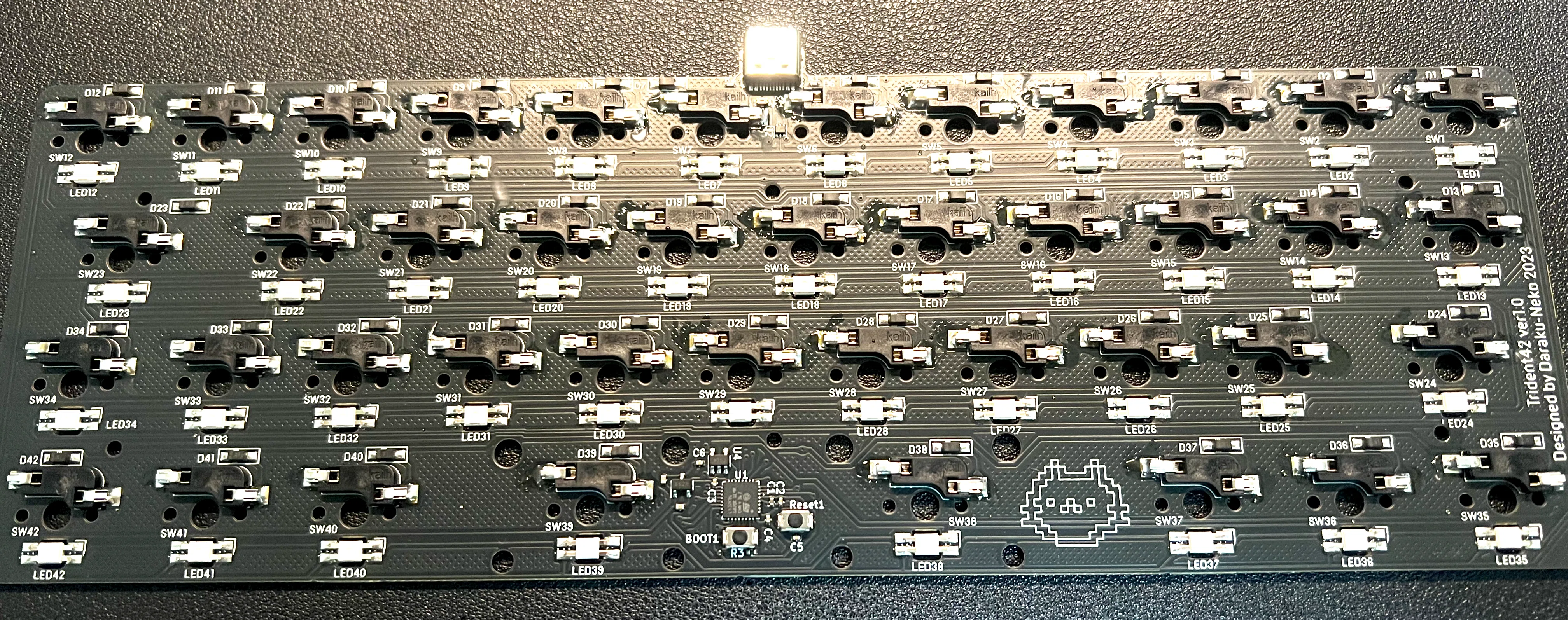 40%一体型キーボード「Trident42」ビルドログ｜kazy