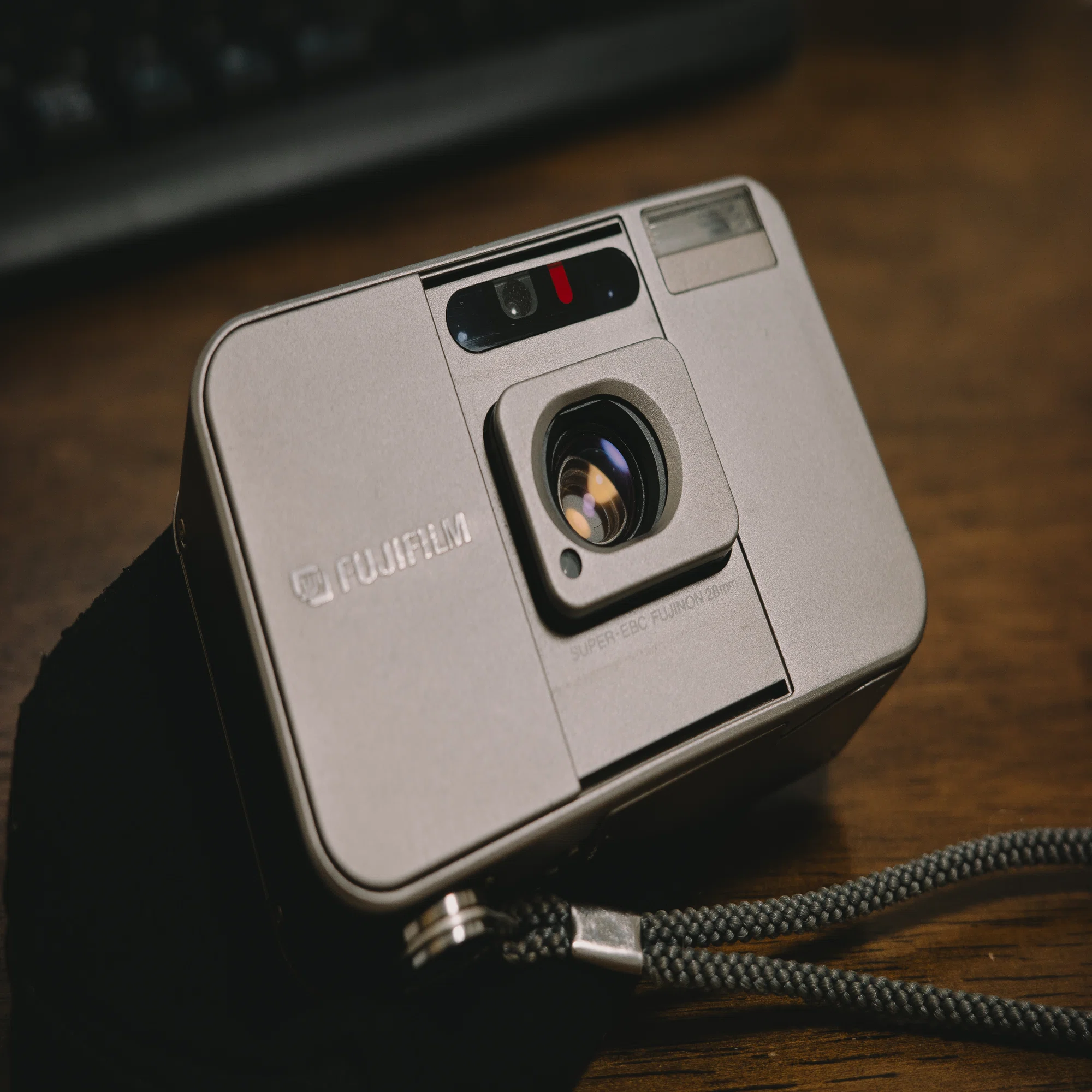 壊れるまで使い続けるだろう愛機】FUJIFILM Cardia mini TIARA｜ばや
