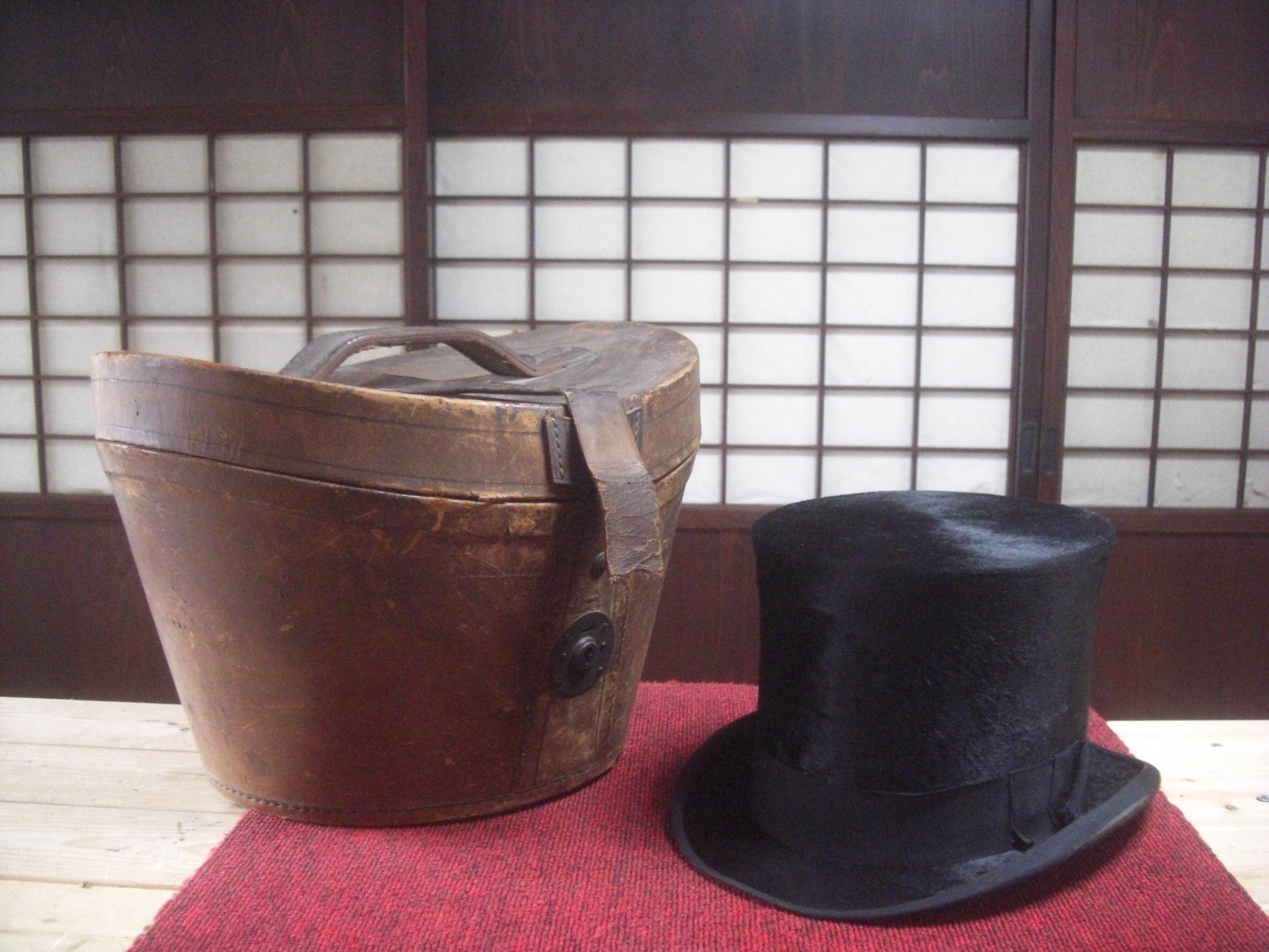 昭和初期 シルク ハットCHRISTYS LONDON 二段革ケース付き レトロ