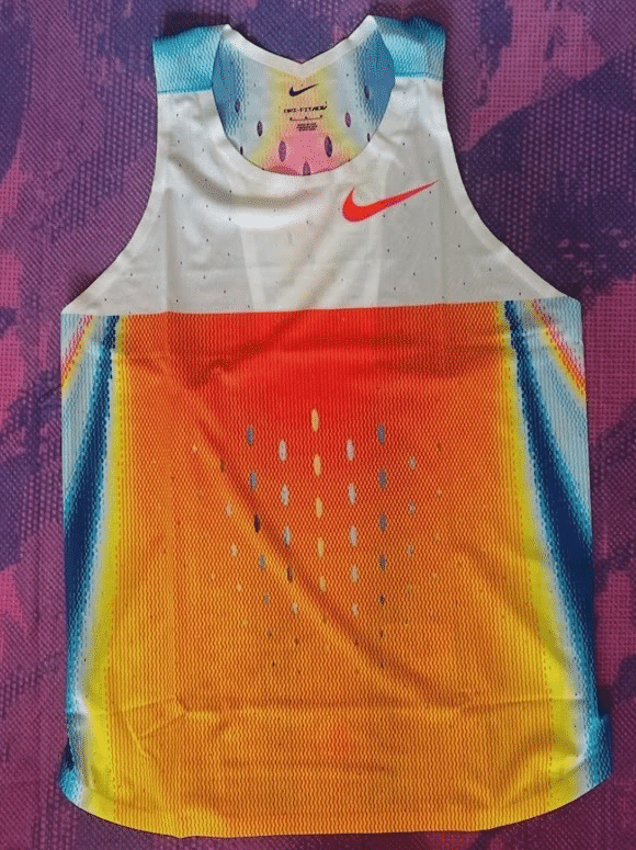 限定版 2025 elite pro NIKE デザインは攻めてる｜NIKE NO+E TEMPO 陸上用シャツ