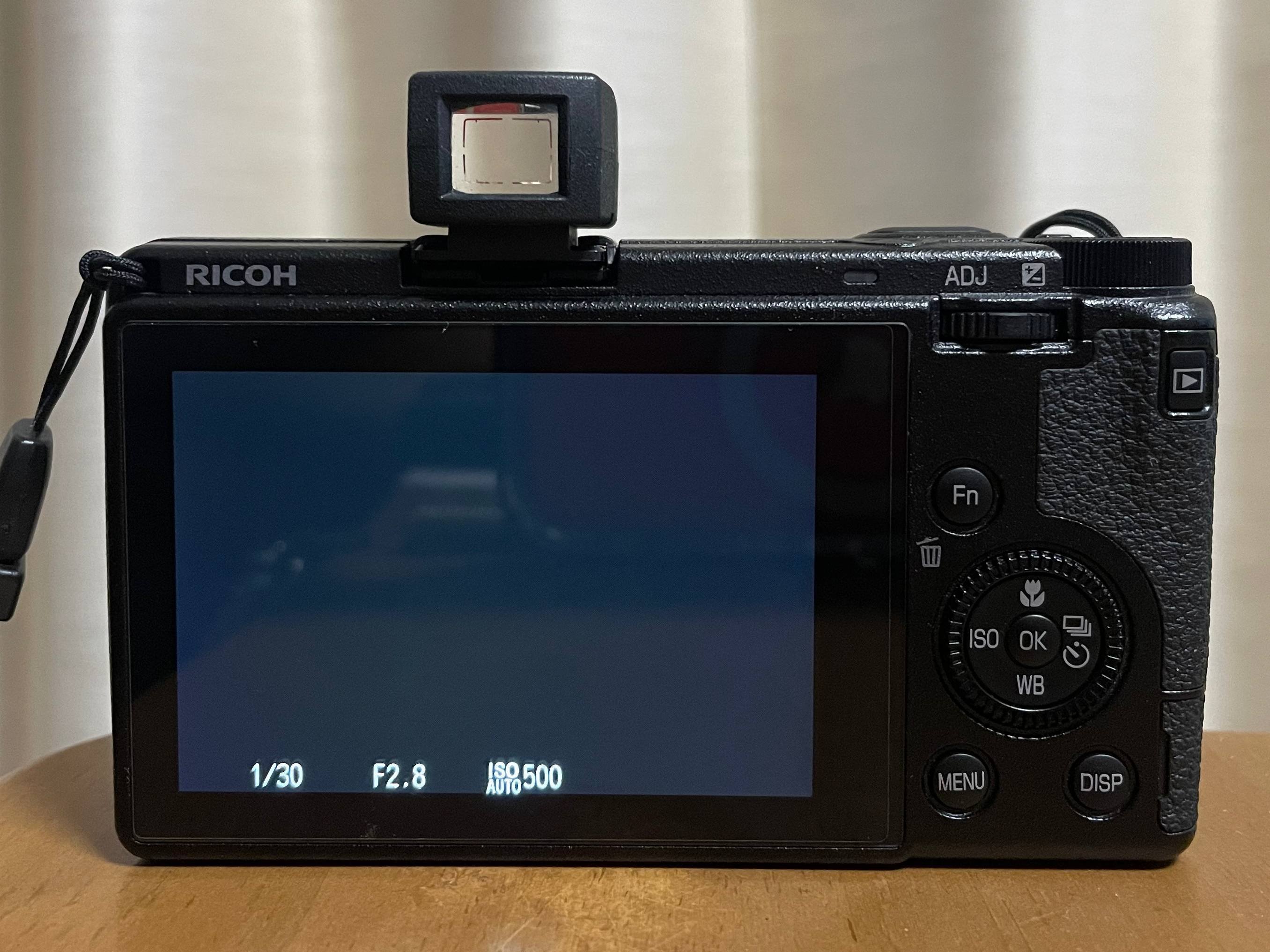 RICOH GR III モニター表示オフでの撮影｜nono