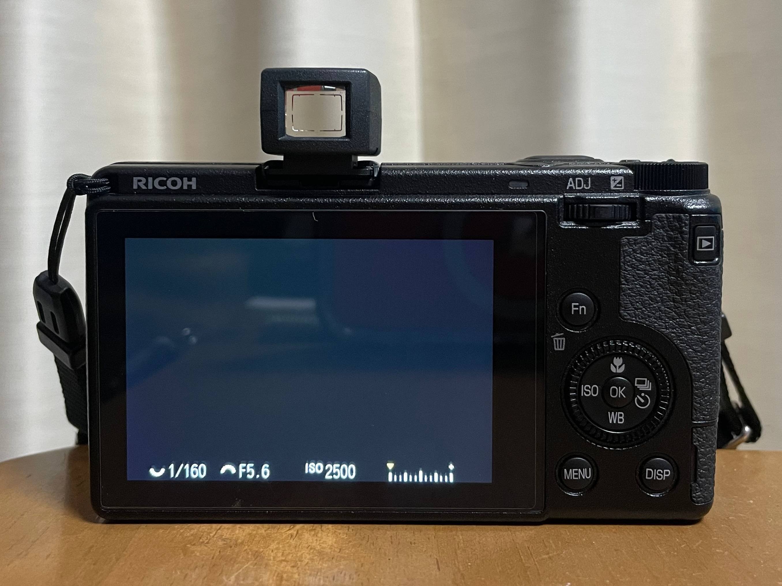 RICOH GR III モニター表示オフでの撮影｜nono