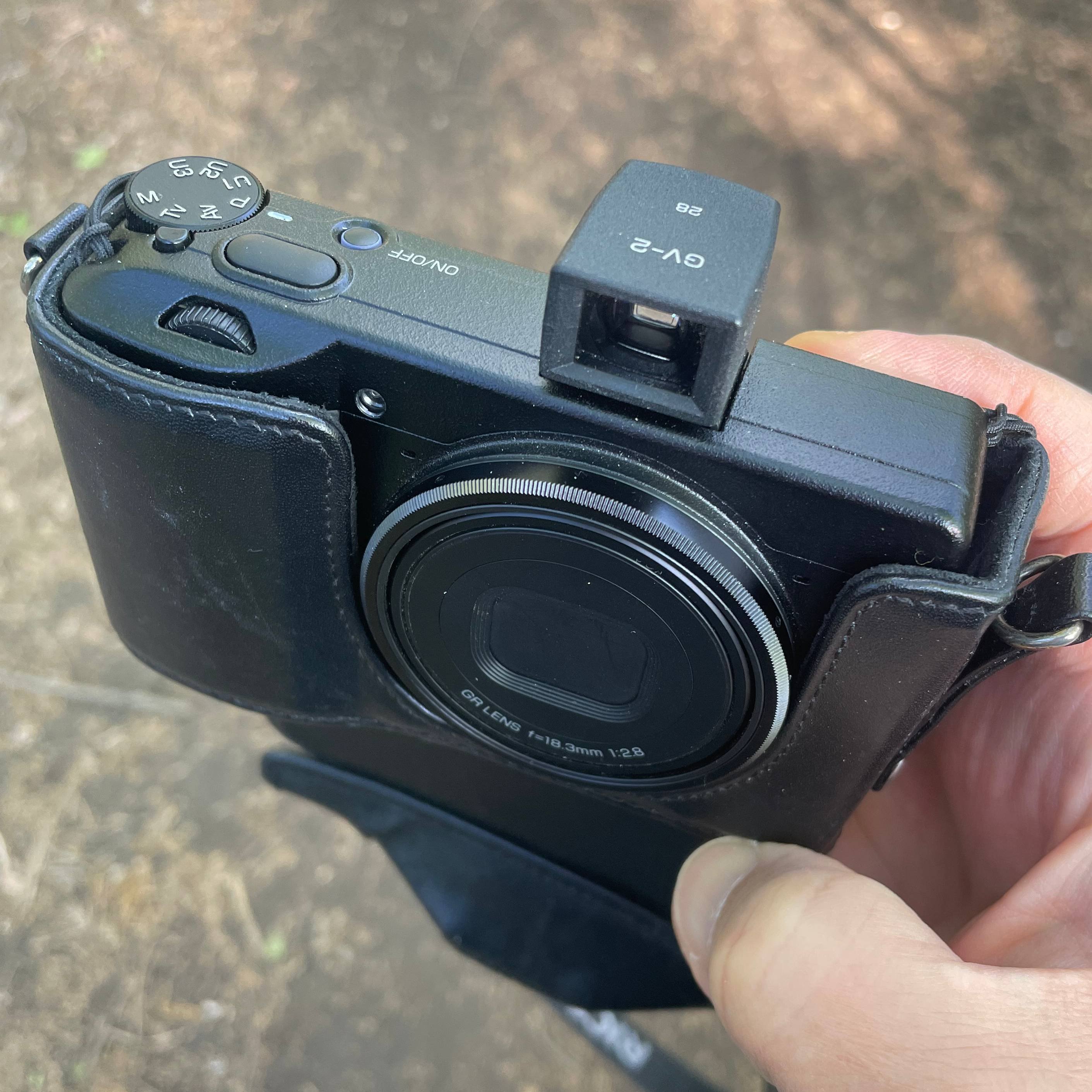 RICOH GR III モニター表示オフでの撮影｜nono