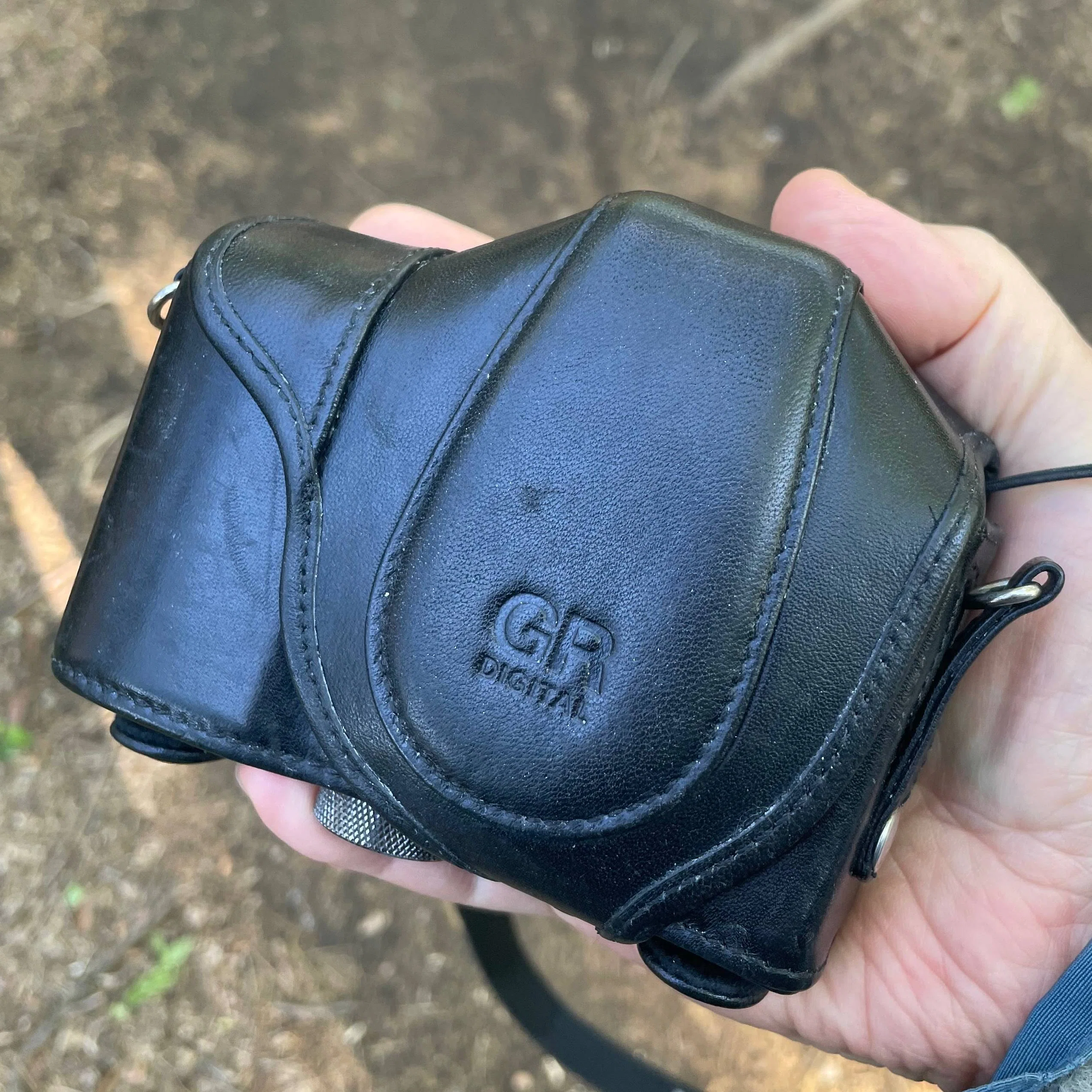 RICOH GR III モニター表示オフでの撮影｜nono