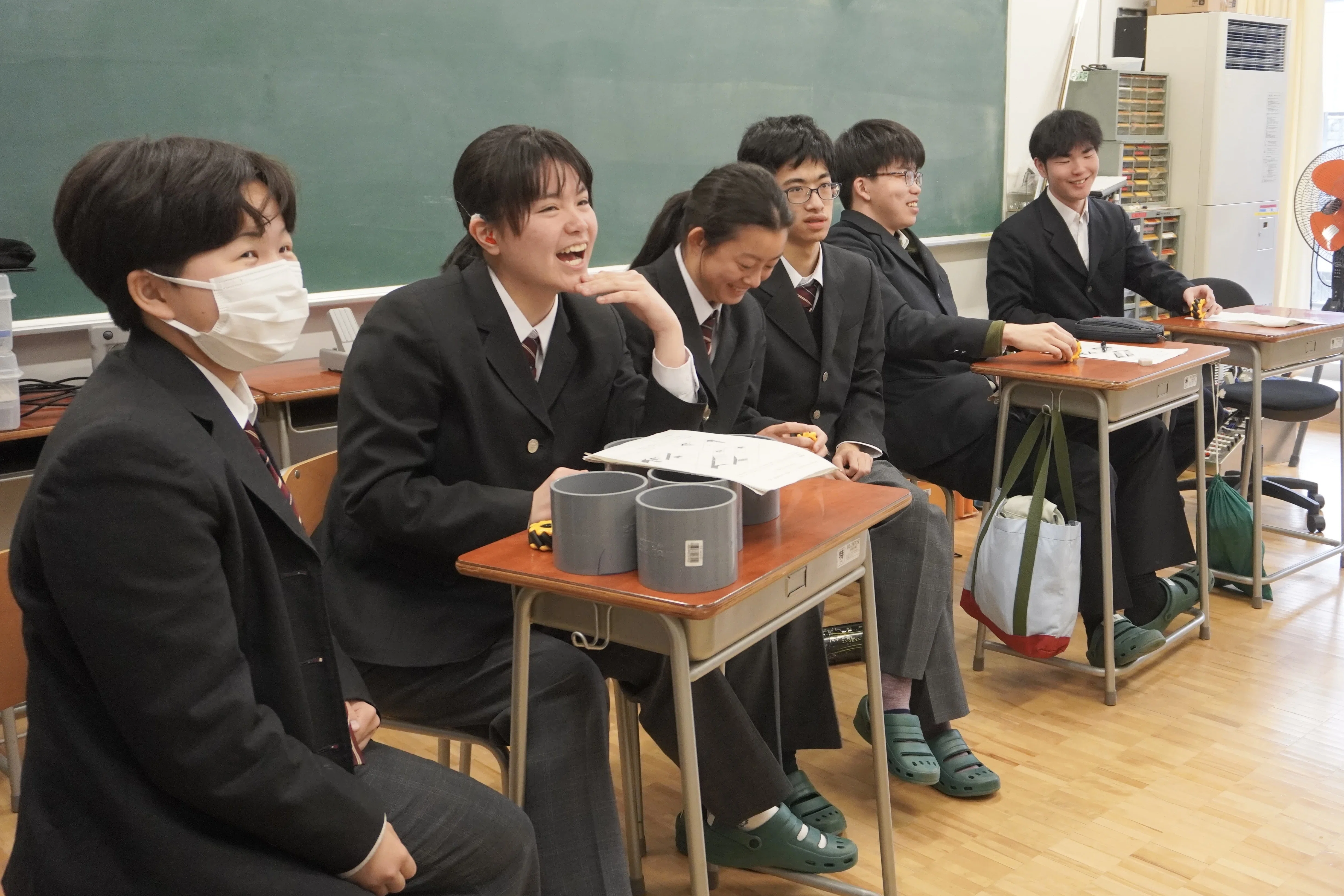 連携先での授業が始まりました 〜機械制御科〜｜愛知県立名古屋聾学校