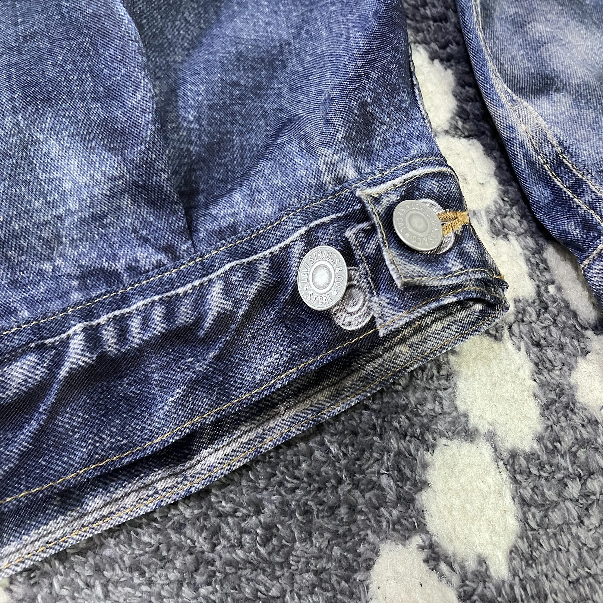 eYe JUNYA WATANABE MAN x BerBerjin x Levi