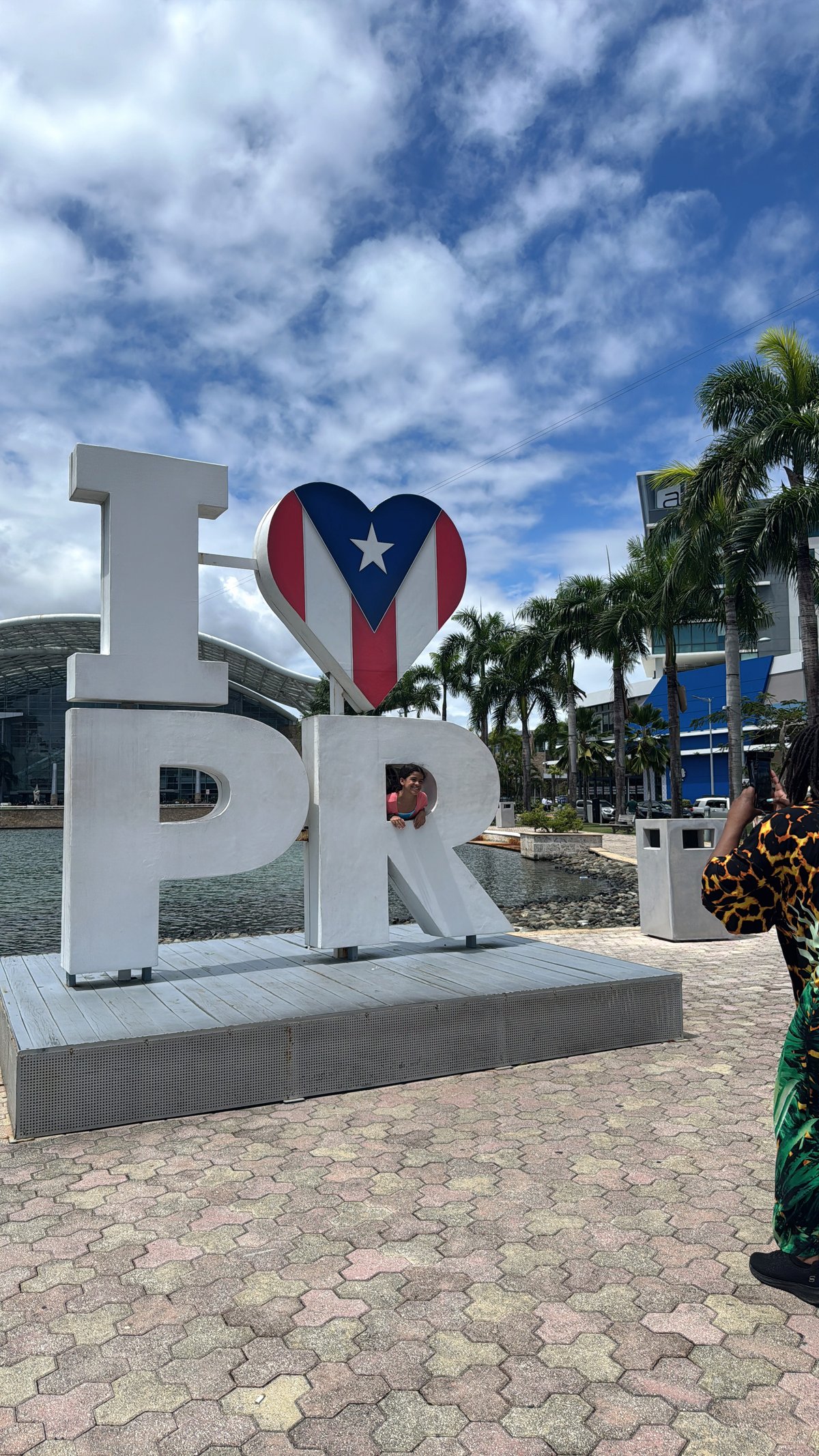 羽田からプエルトリコへ！アメリカ東海岸経由の快適トランジット旅｜オタク市場とグローバル文化観測