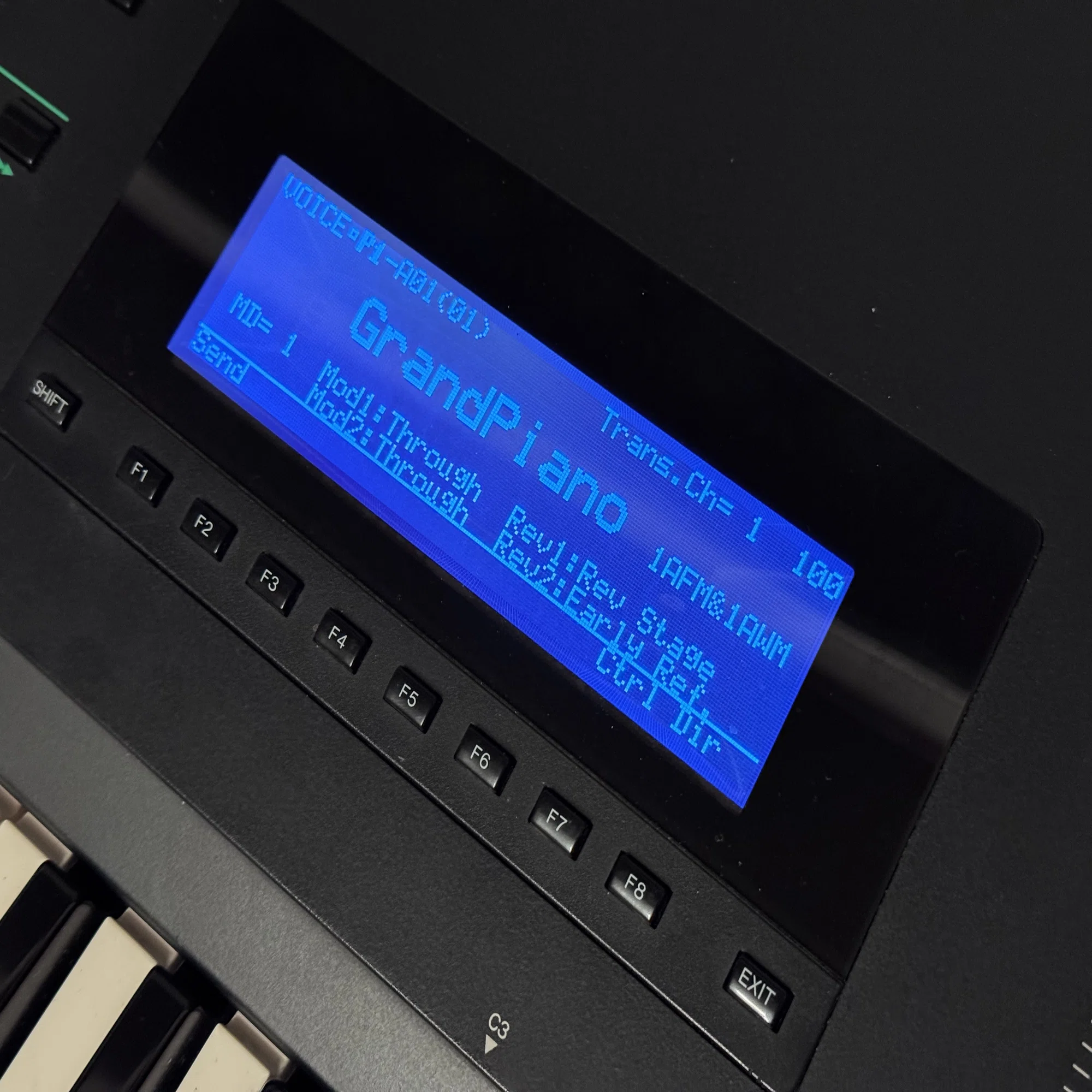 適当に修理されていたYAMAHA SY77のジャンクを生き返らせる〜スイッチ 