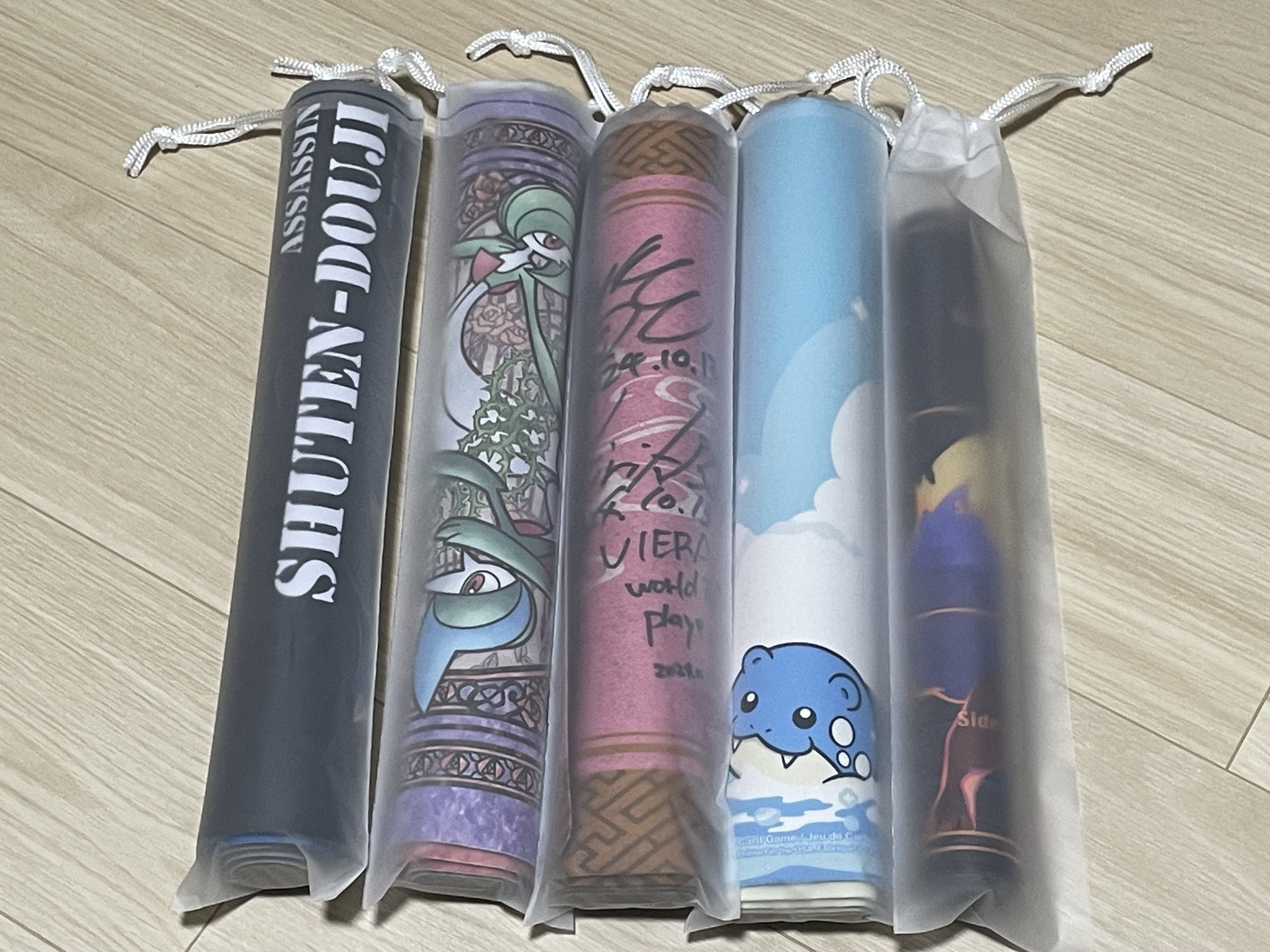 ダイワスカーレット プレイマット ケース込み Ultimate Guard プレイマットケース クリア | SENBI SUPPLY SHOP