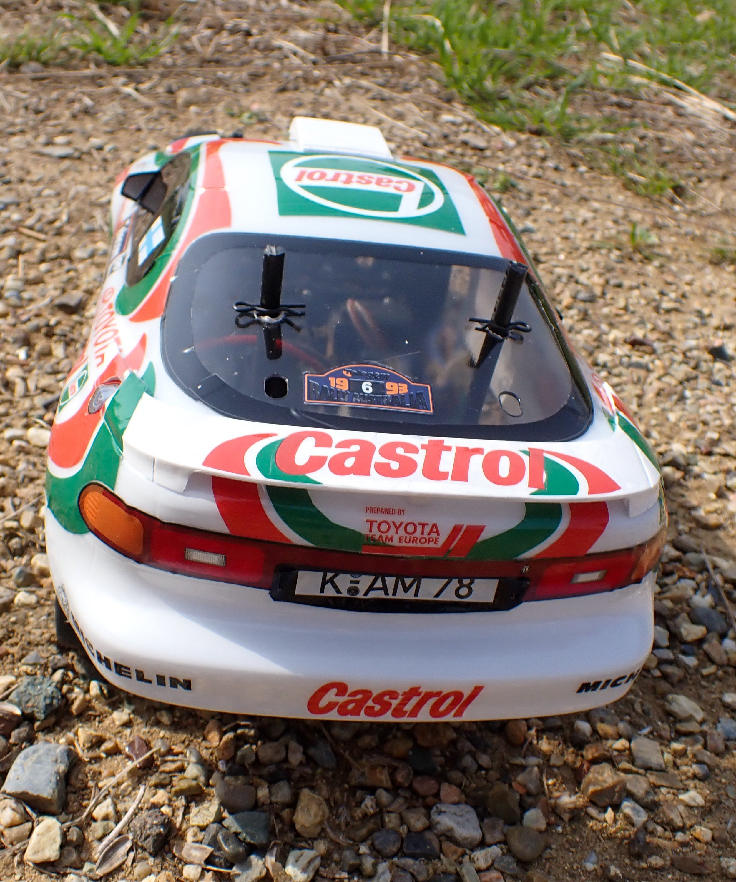 YANAHA Marlboro castrol ラジコン　プラモデル 717an0tbXKL._UF350,350_QL50_.jpg