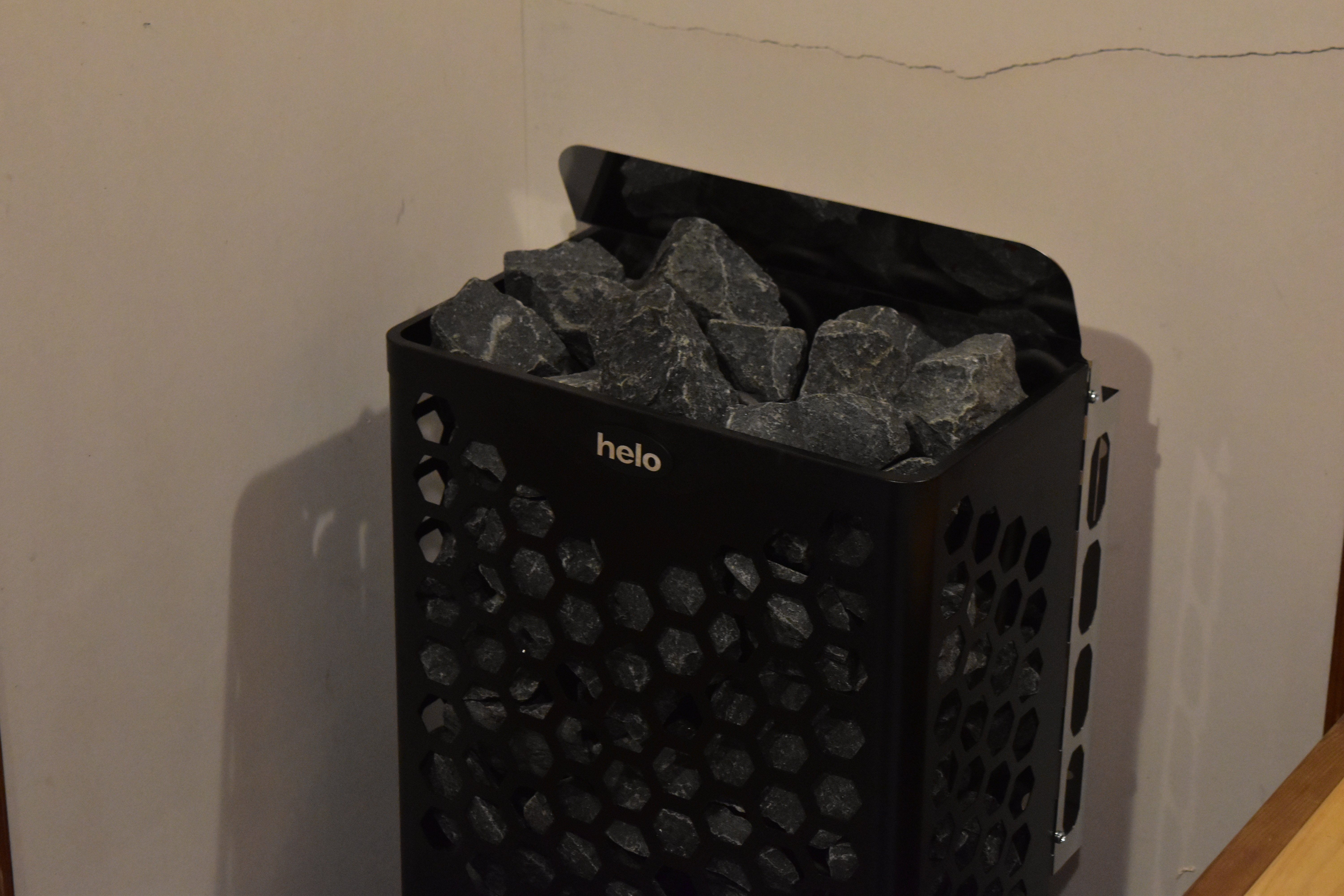 ストーブ紹介#06】『helo Hanko』-helo100年の歴史が詰まった最新