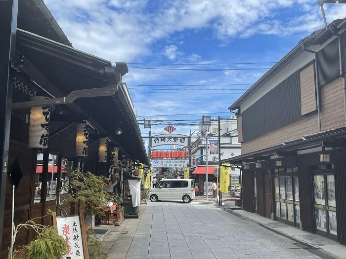 柴又参道の様子