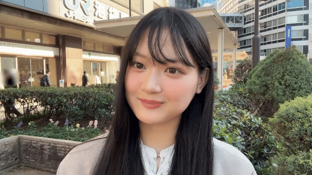 櫻坂46新メンバー“四期生”目黒陽色、手書きプロフィール＆撮り