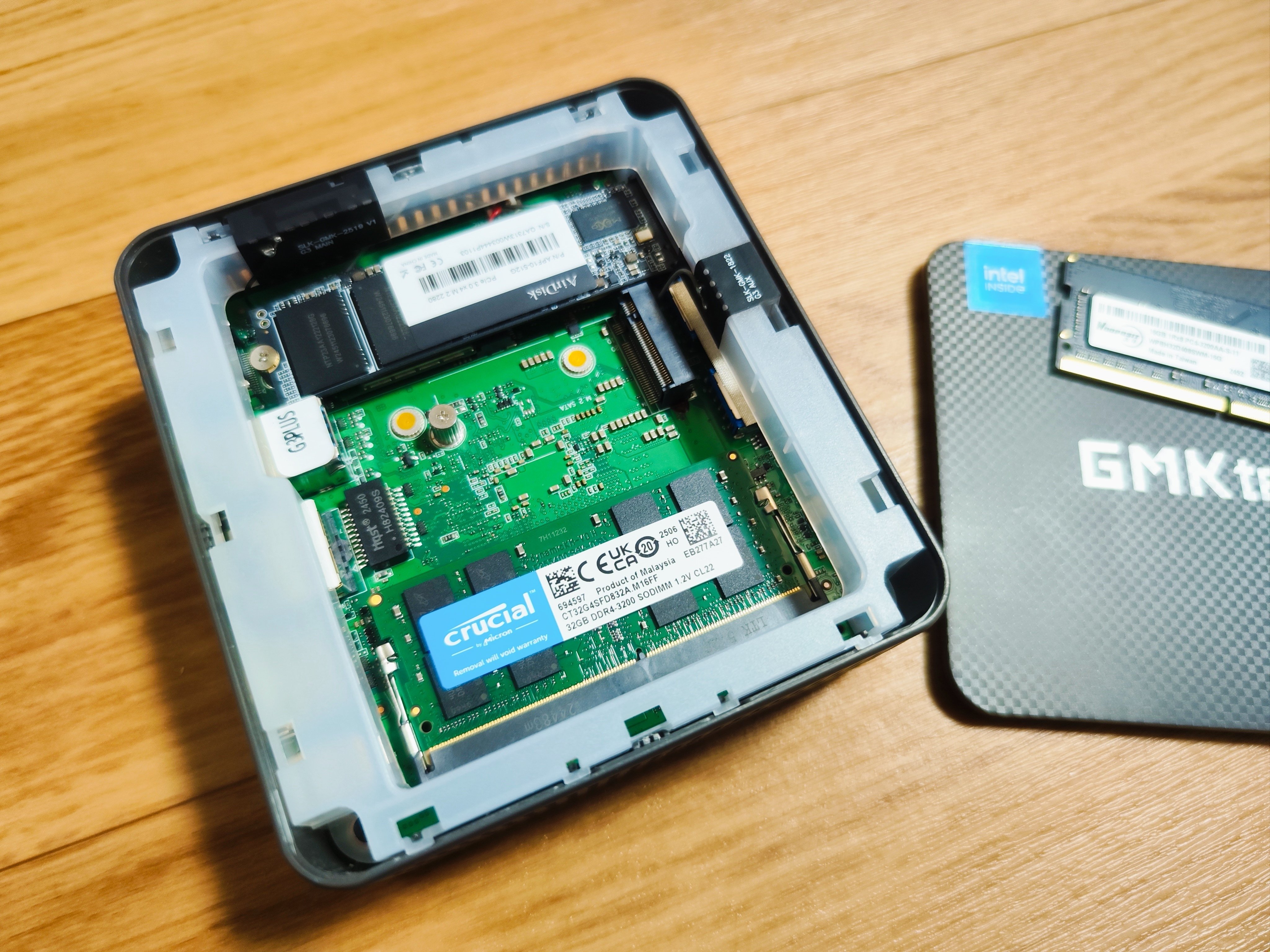 メモリ交換ってこんな簡単なの！？ミニPCが快適になった話｜りのん