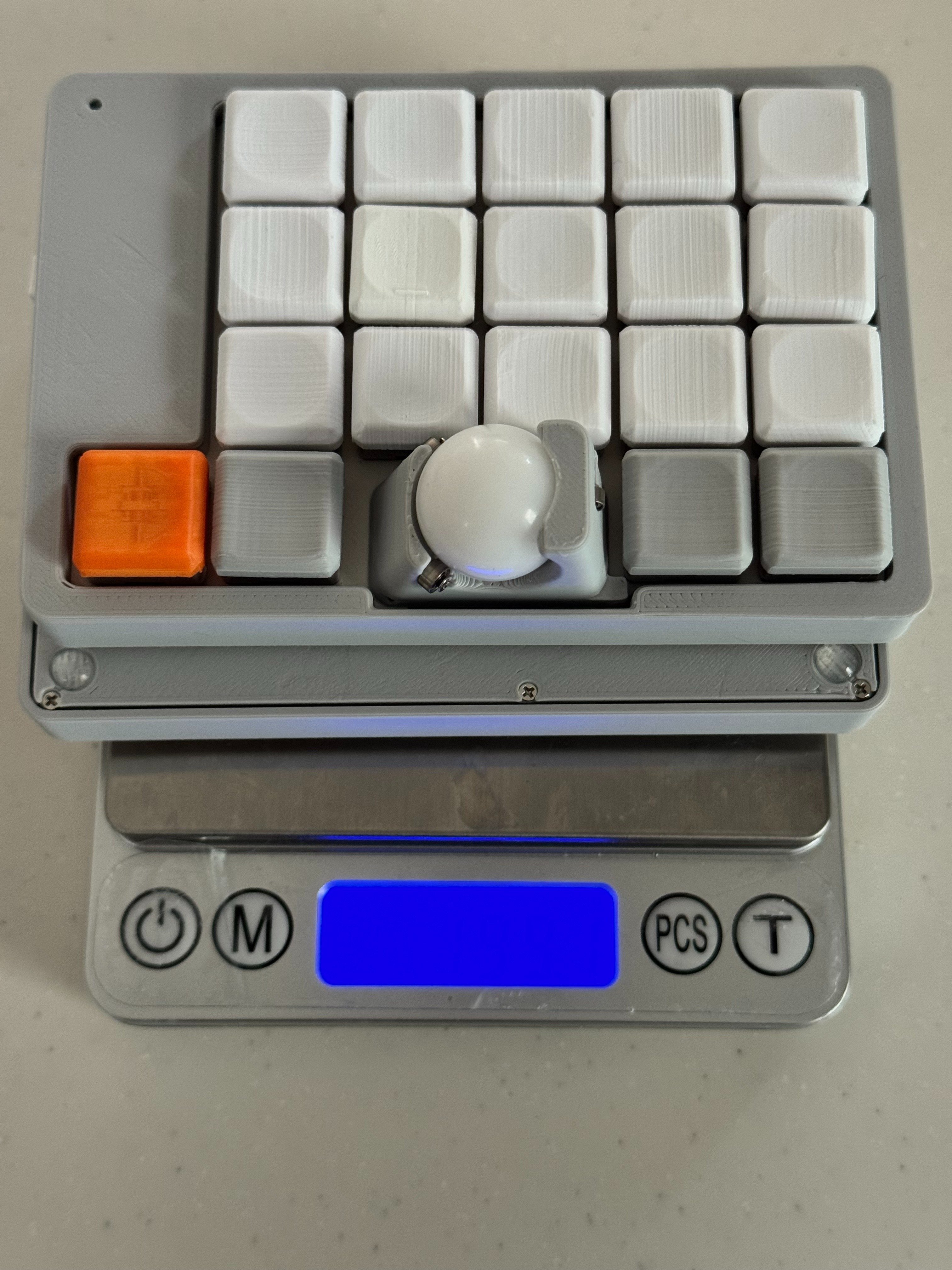 最新発見 conductorという完全無線分割トラボ付きキーボードに手を出して キーボード