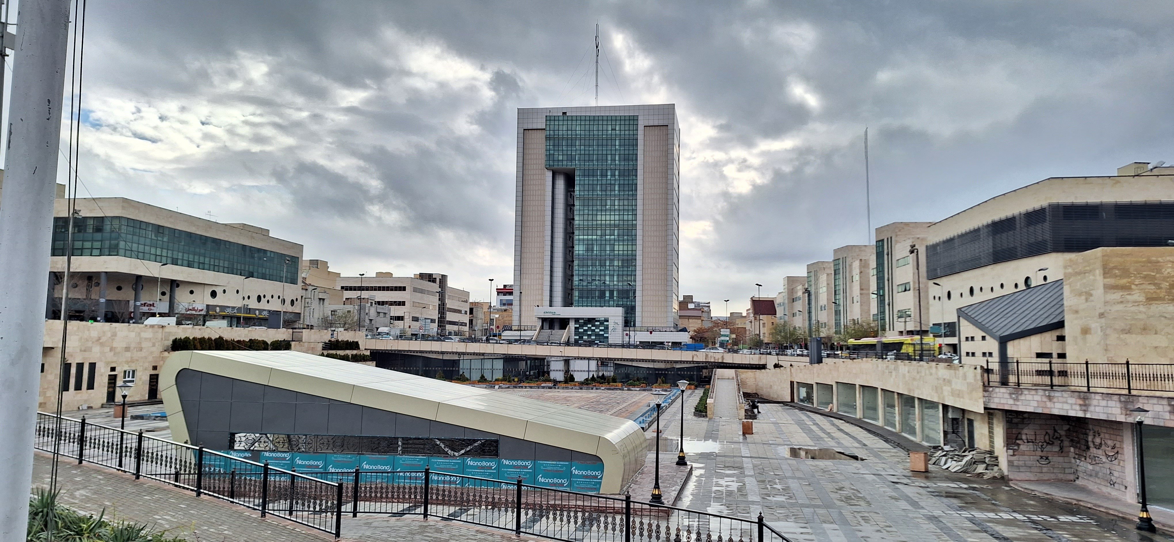 イラン鉄道旅⑫】タブリーズ、旧市街⇒新市街｜細川タンバリン