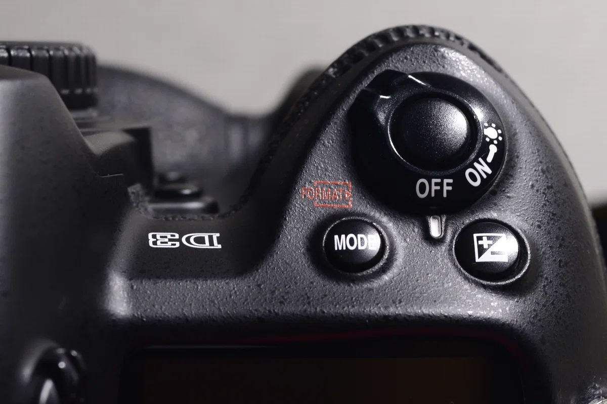 Nikon D3｜硝子窓