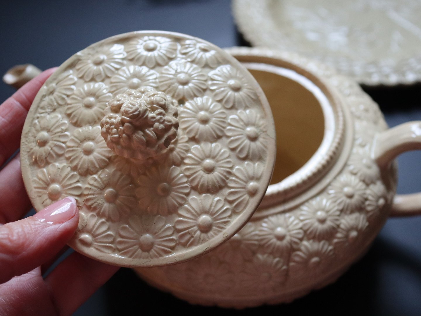 フランス アンティーク Vieillard & Johnston ボルドー窯 フランス アンティーク Vieillard & Johnston ボルドー窯 - メルカリ