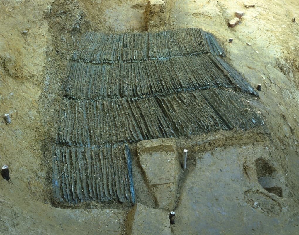 国史教科書】を勝手に応援・解説シリーズその18 荒神谷遺跡の銅剣｜甚七