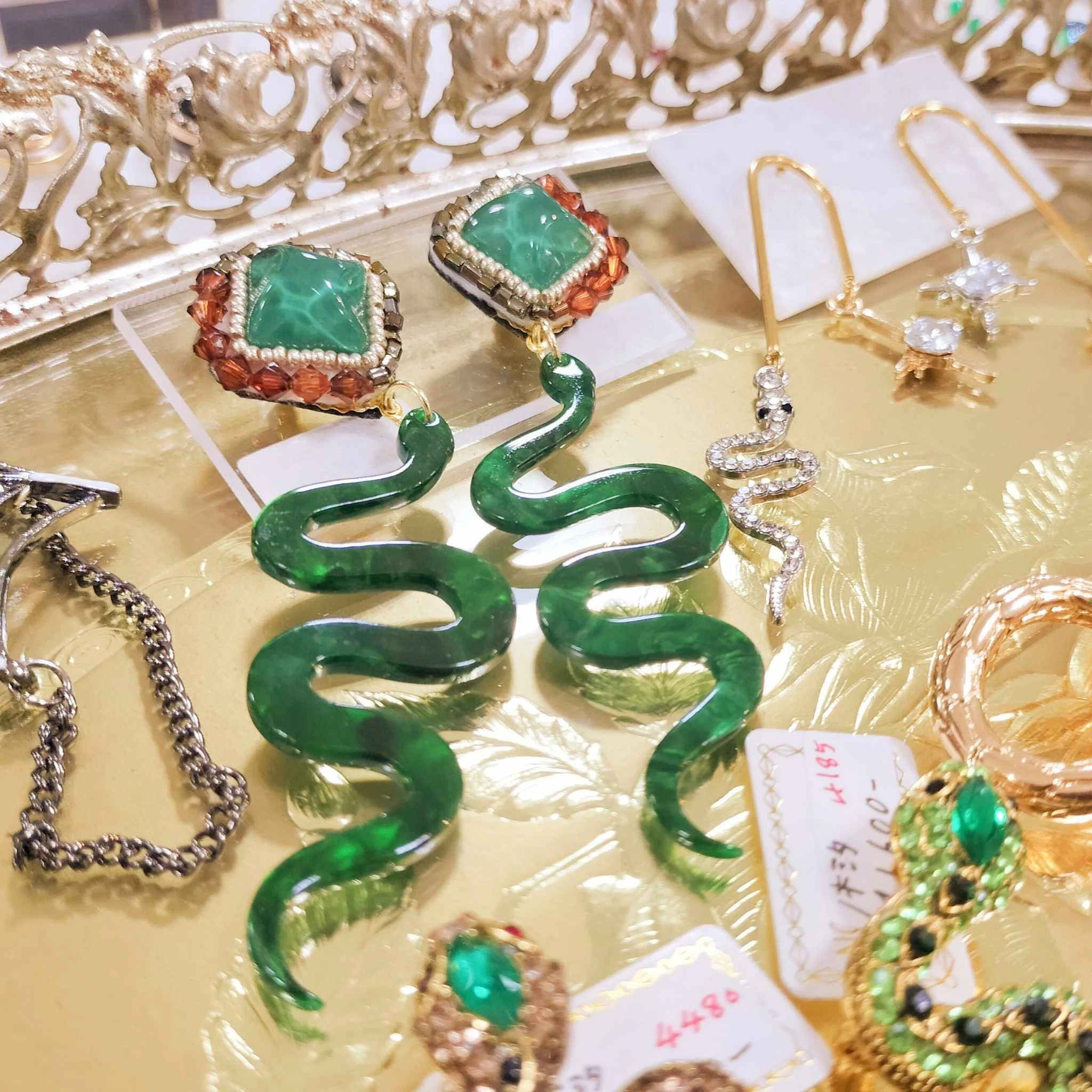 ピアスを開けた側の人生」が開幕しました｜真崎🌴沖縄