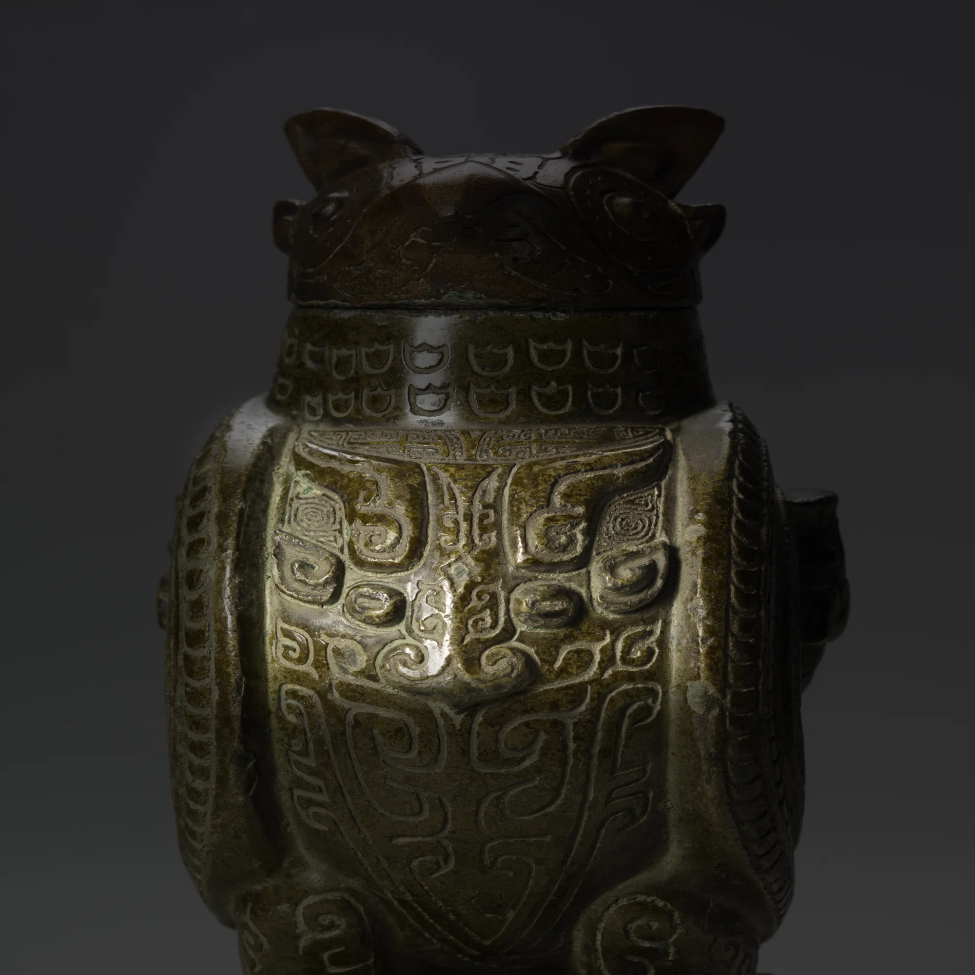 古代中国最強の怪物文様で悪いモノをはらう⁉「饕餮文フラットポーチ 