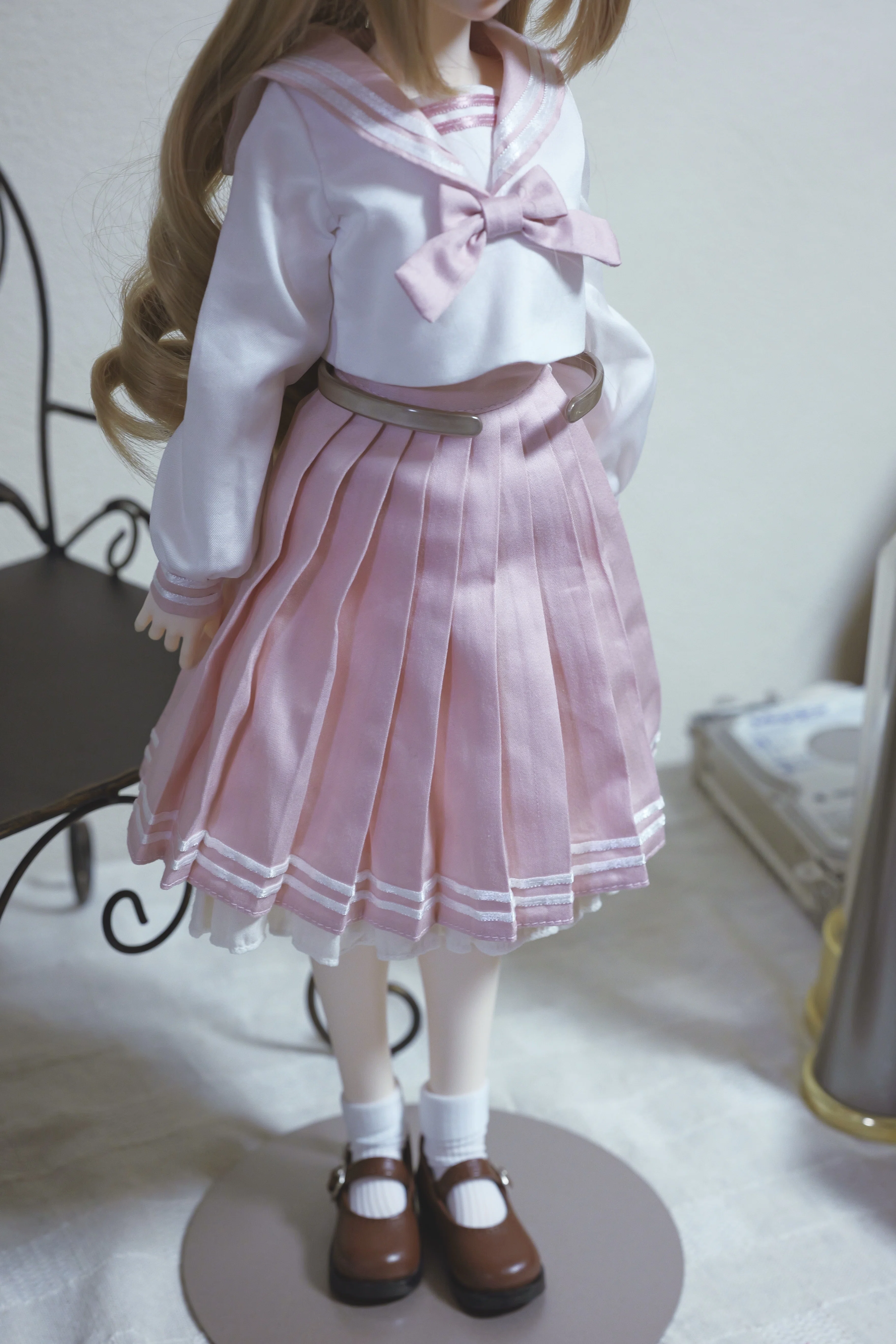 1/3 1/4 ドールスタンド ベースSDM MDD DDS SD sdgrなど リニューアル