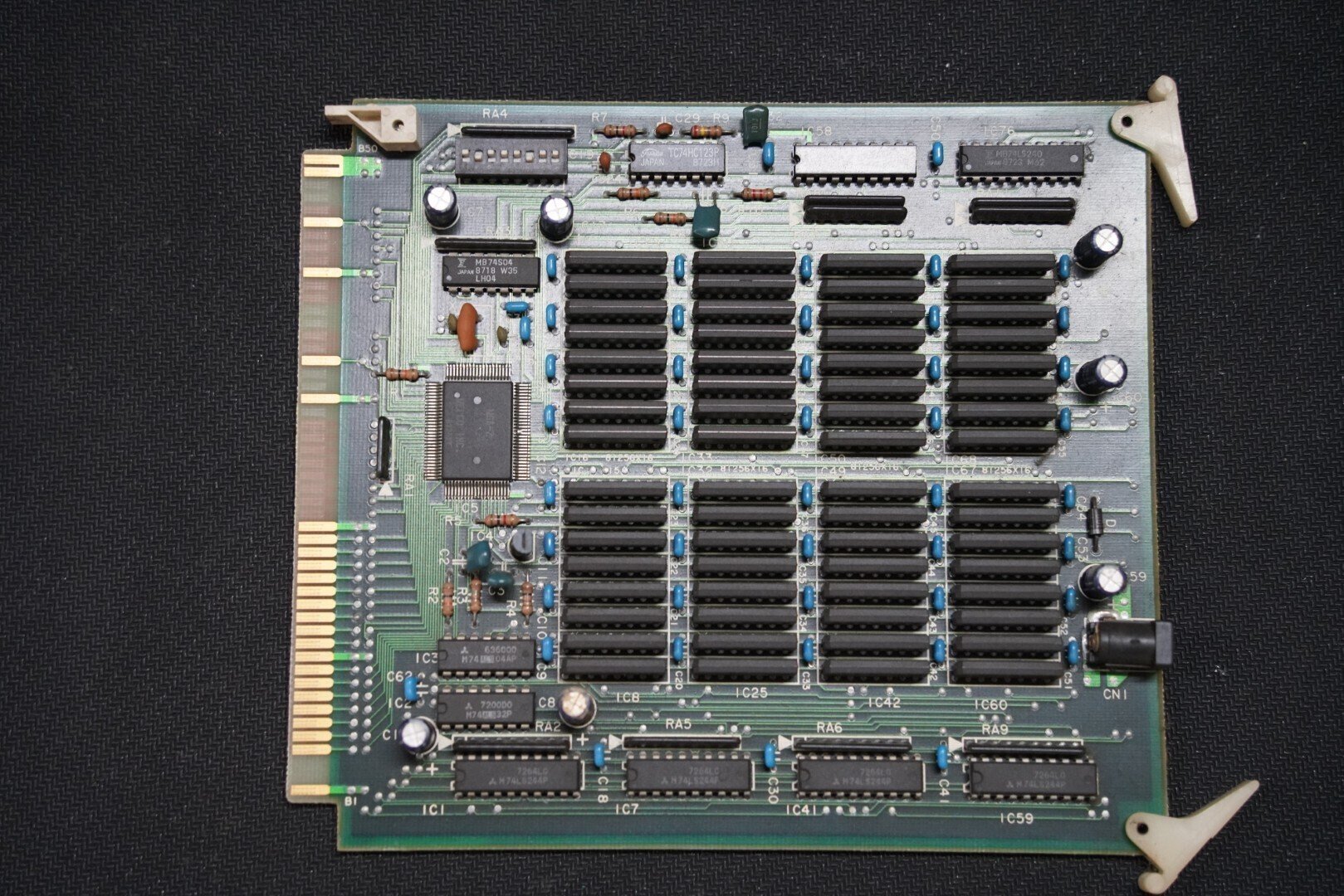 PC-9801DA/U2(NEC)の分解写真|kzn PC-9801DA/U2(NEC)の分解写真|kzn