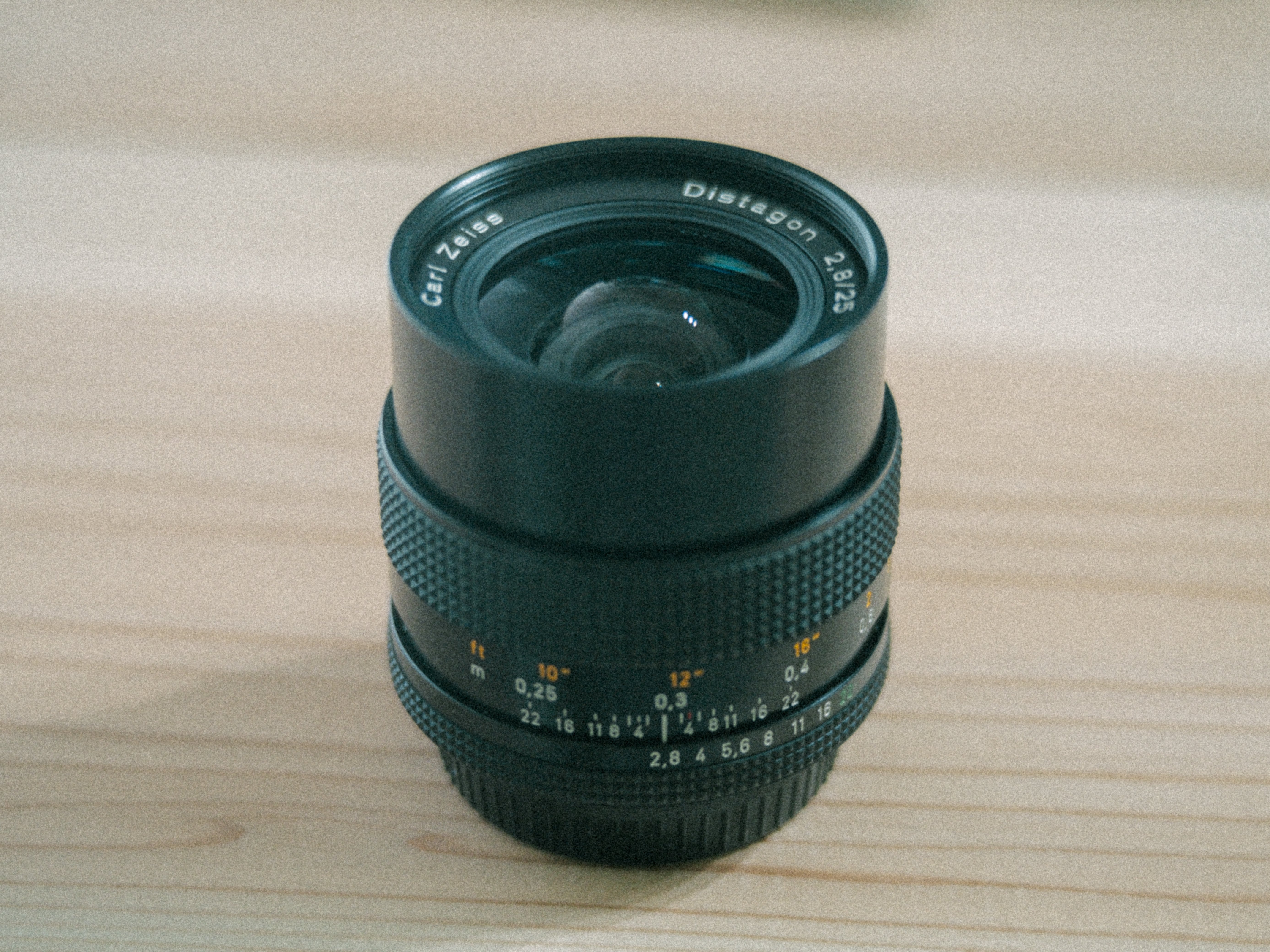 k*様 Carl Zeisse Distagon 25mm f2.8 単焦点レン 2025年最新】Distagon 25mm F2.8の人気アイテム - メルカリ