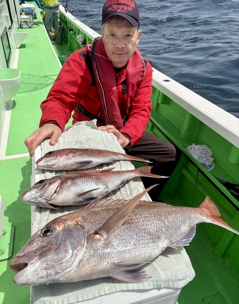 2024-25 秋冬新作  大型真鯛】最大6kg！トップ7枚、黒鯛・メジナも釣れています タイ