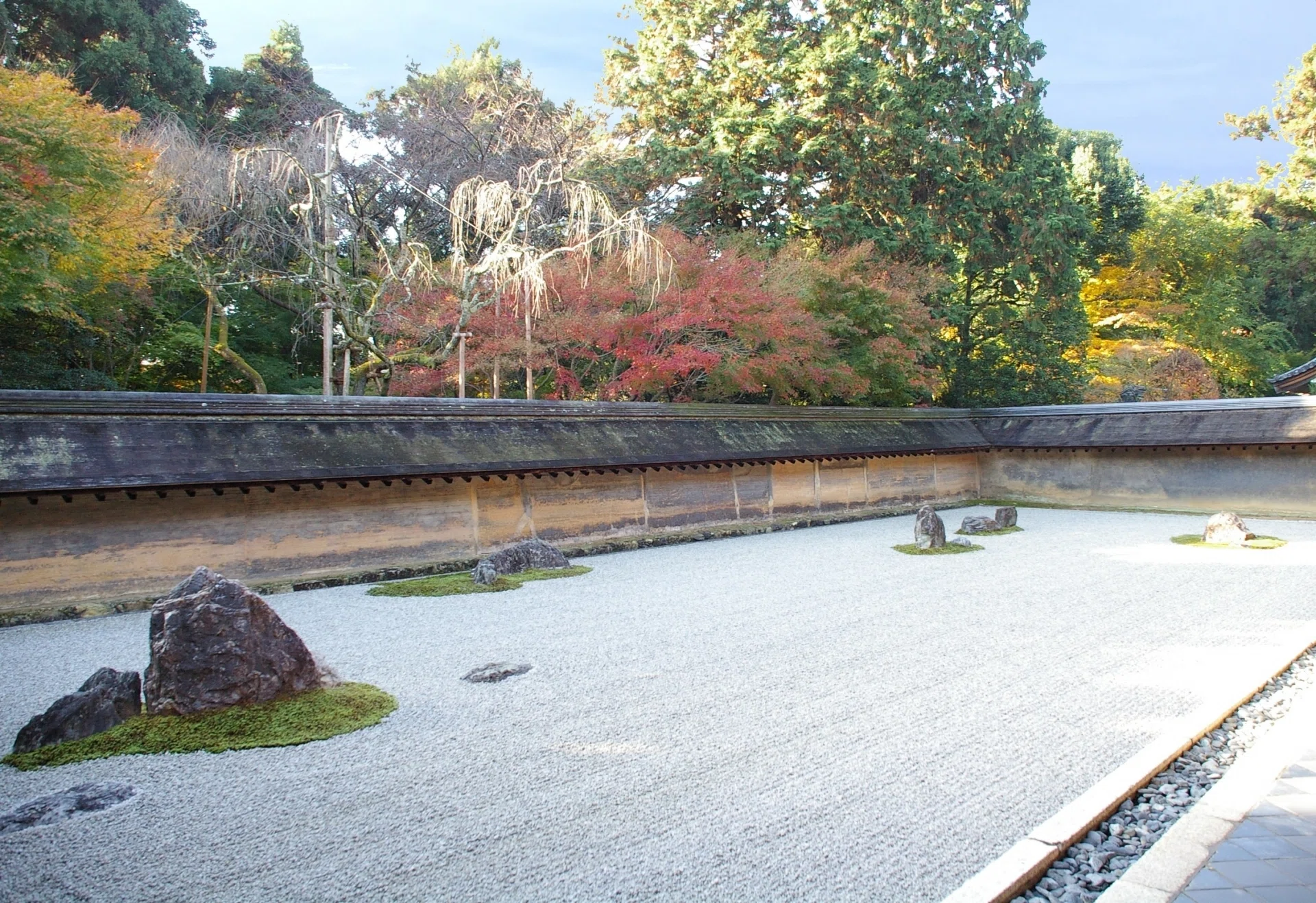 0355 エリザベス2世が高く評価、秀吉や水戸黄門の足跡「龍安寺」（京都