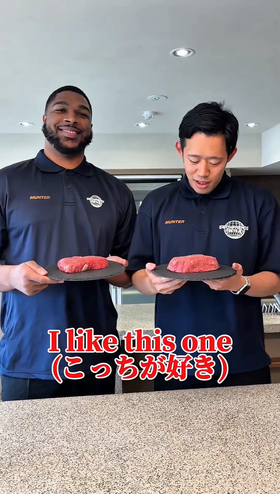 OGAWA(小川)グループ公式note、『アースフレンズ東京Zの選手が本気で挑む!和牛A5 vs A3 目利きチャレンジの裏側を公開』から、直観で肉を目利きするマリク選手