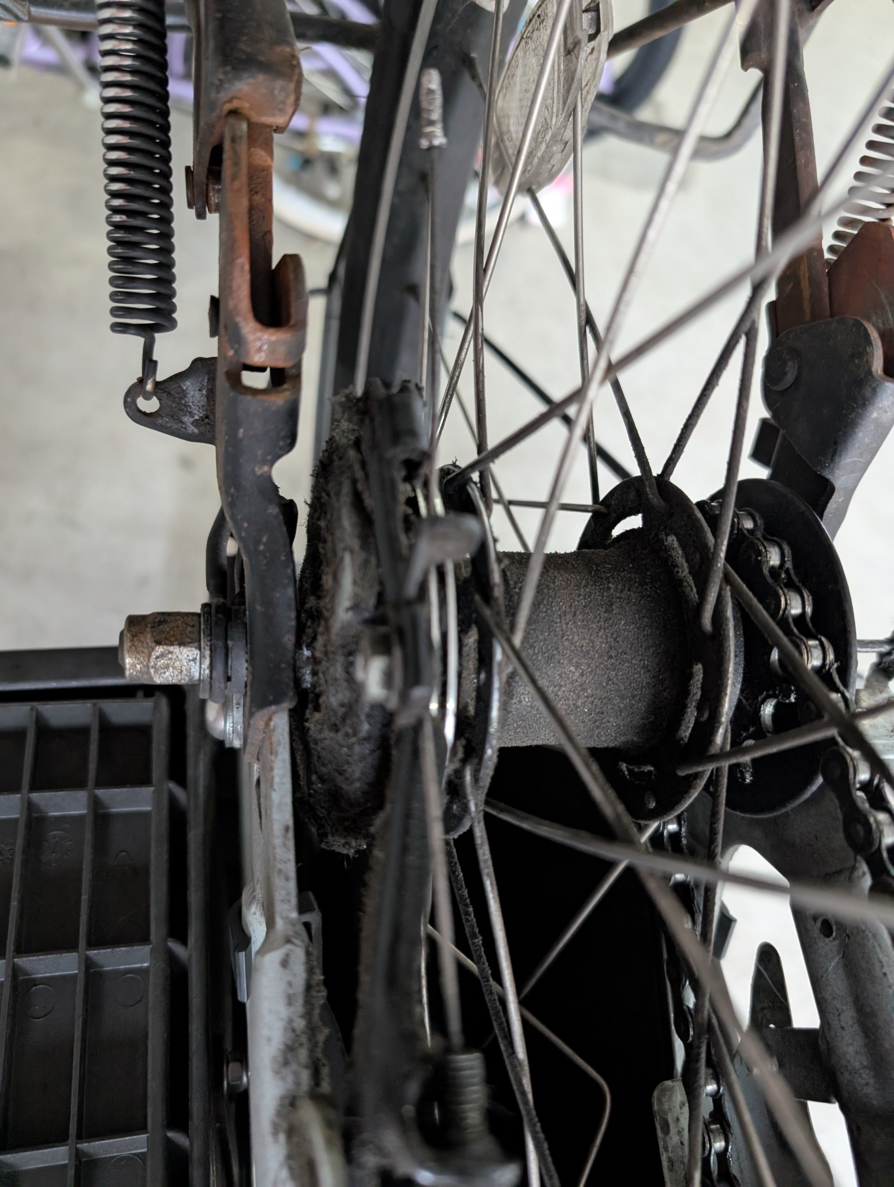 節約DIY】電動アシスト自転車の後輪タイヤ交換、業者に頼まず自分で