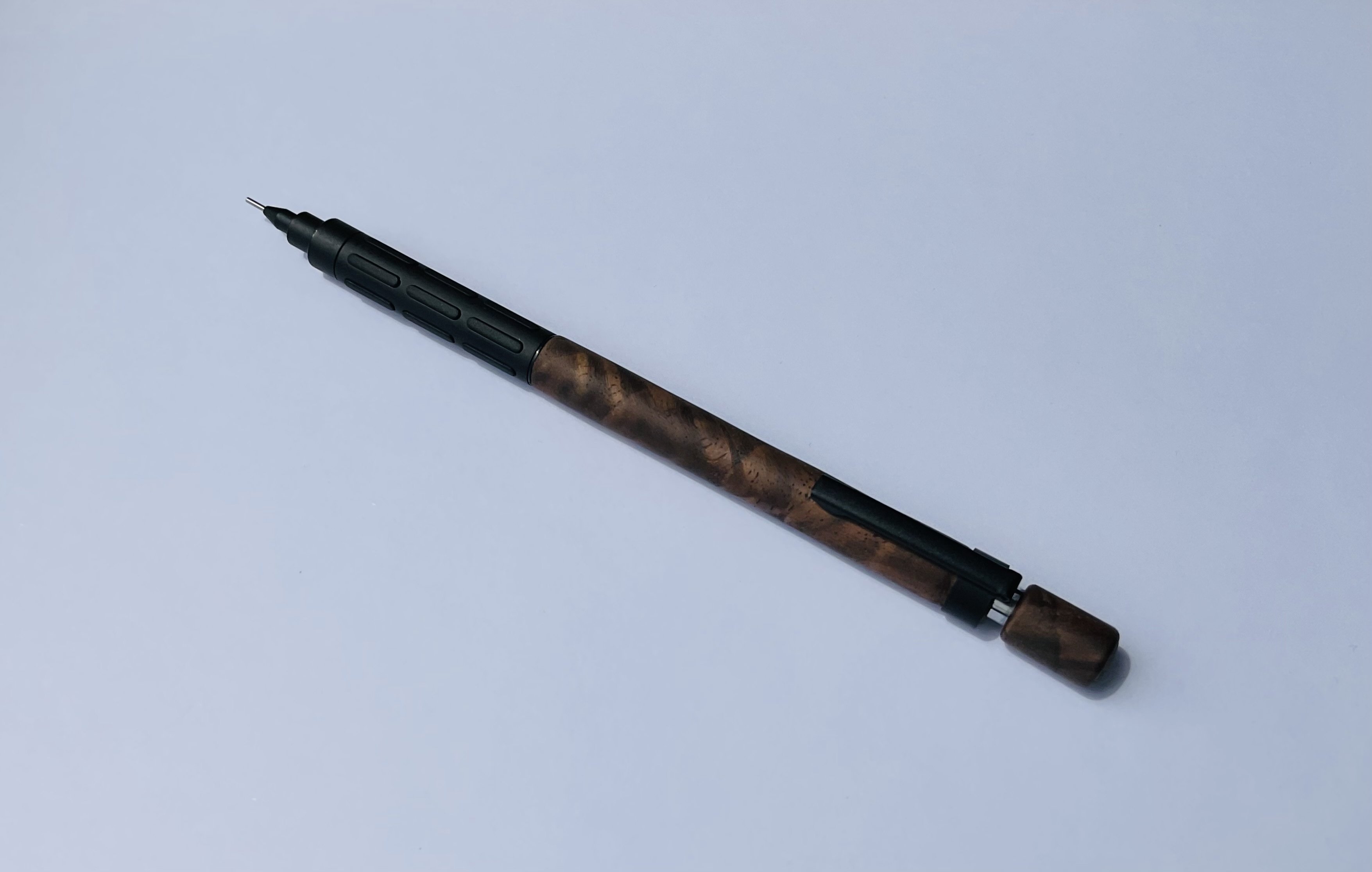 グラフ1000　木軸　マーブルウッド GSVMRzMWsAAAOFp.jpg