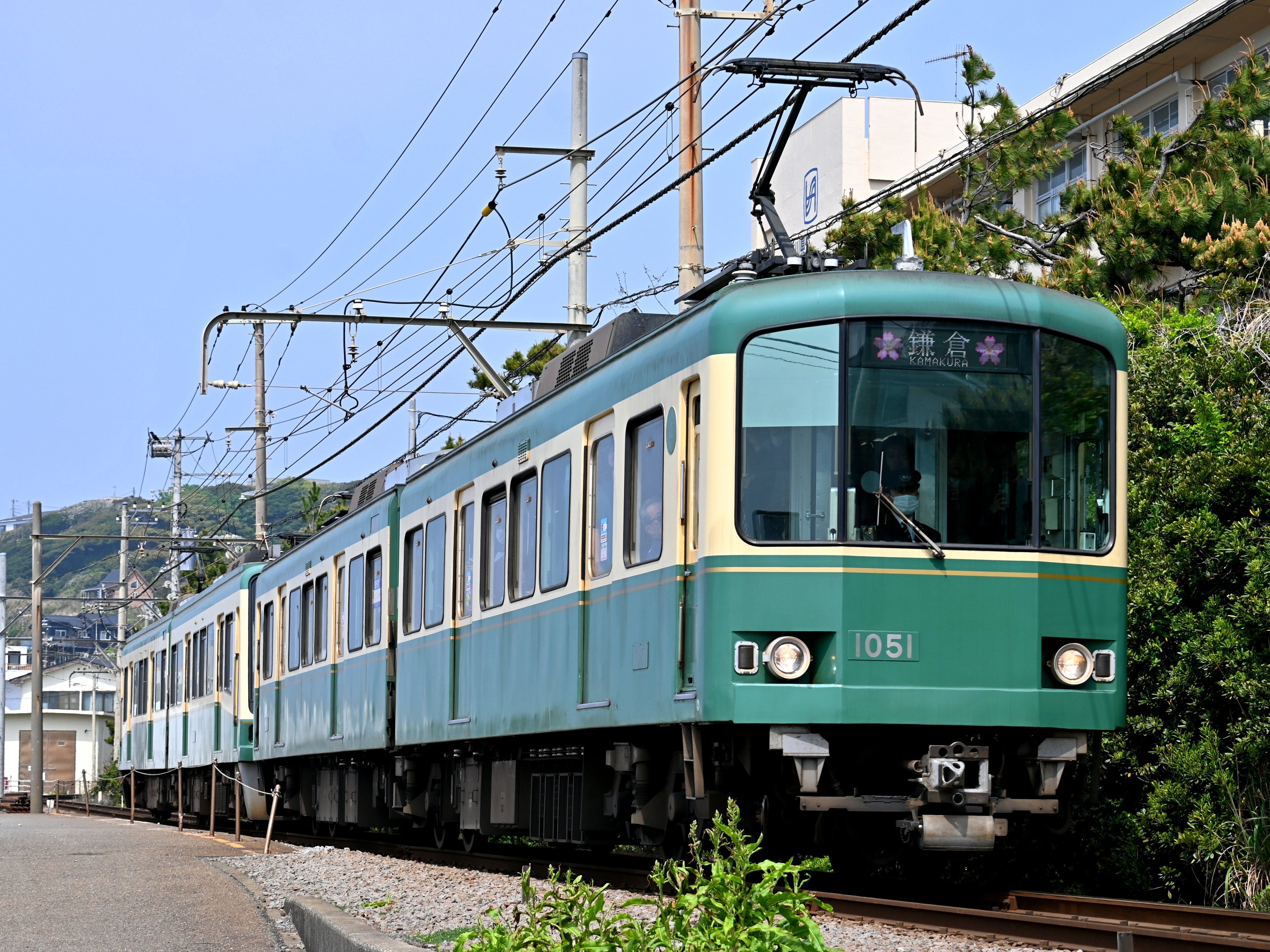 新型車投入が迫る江ノ電 レアな併結を狙う！｜隣の芝生は隣の芝生