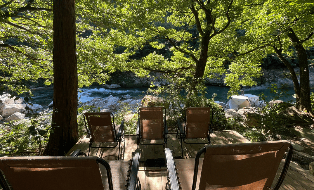 4号テントサウナととのいスペース