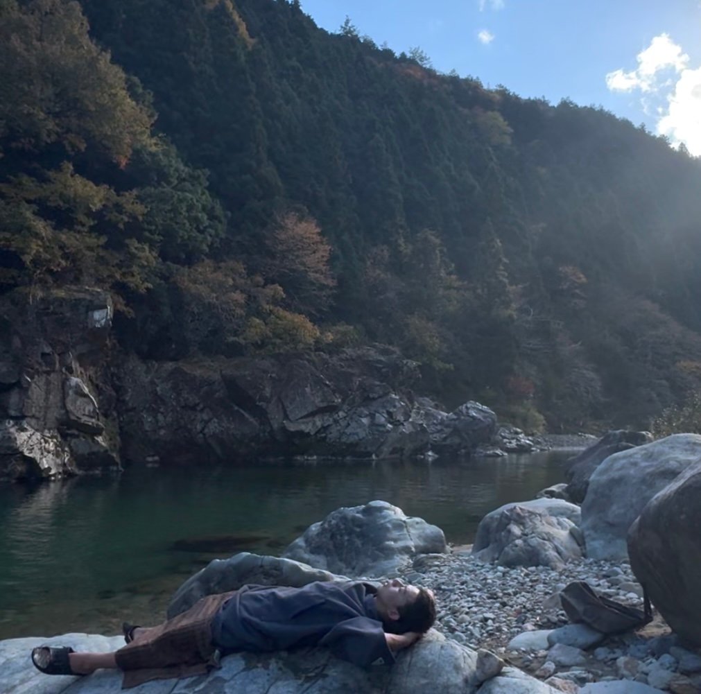 仰向けで寝転がるのがととのうポイント