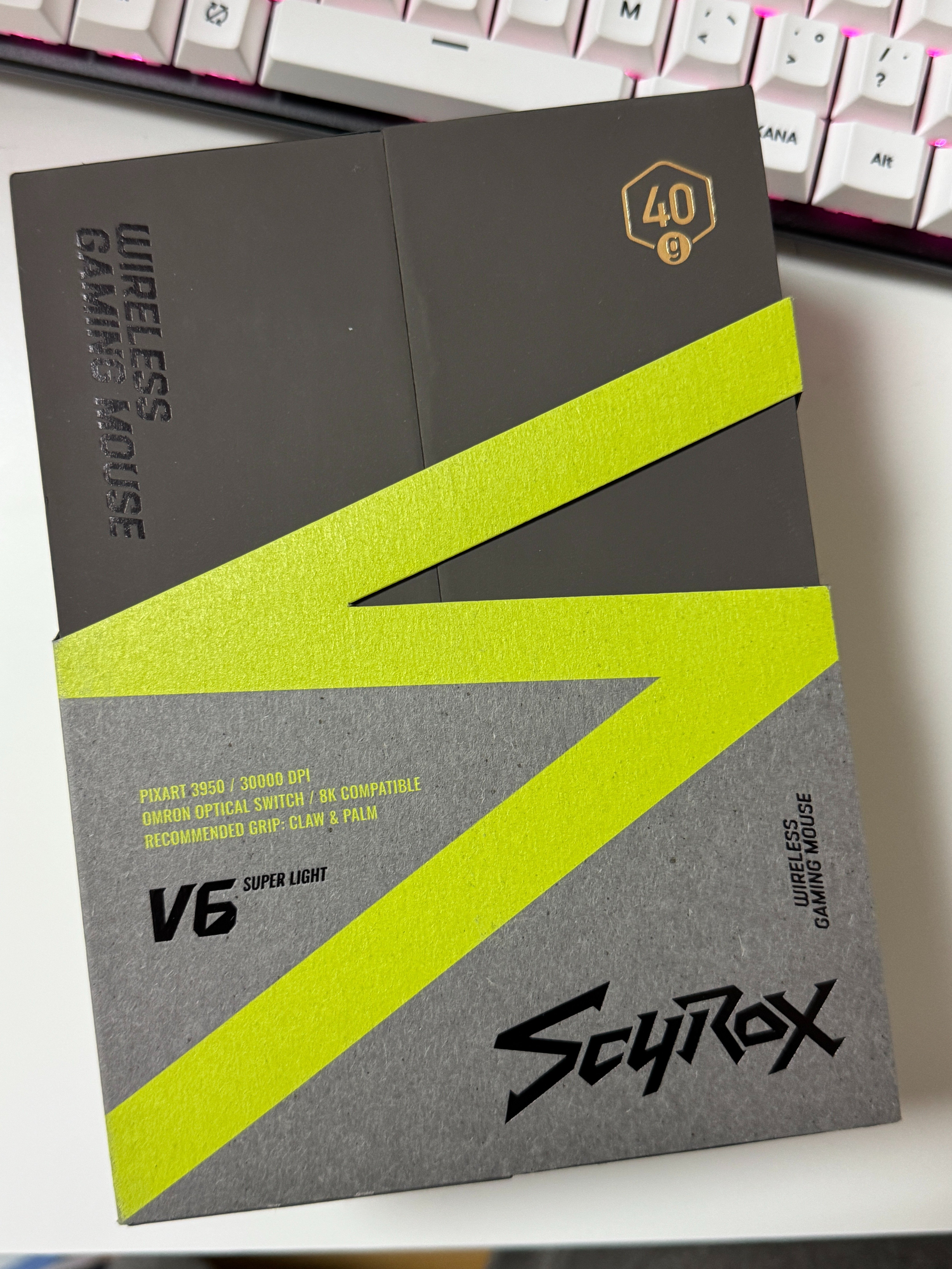 SCYROX V6 軽量 ワイヤレスゲーミングマウス 40g Pixart 3950