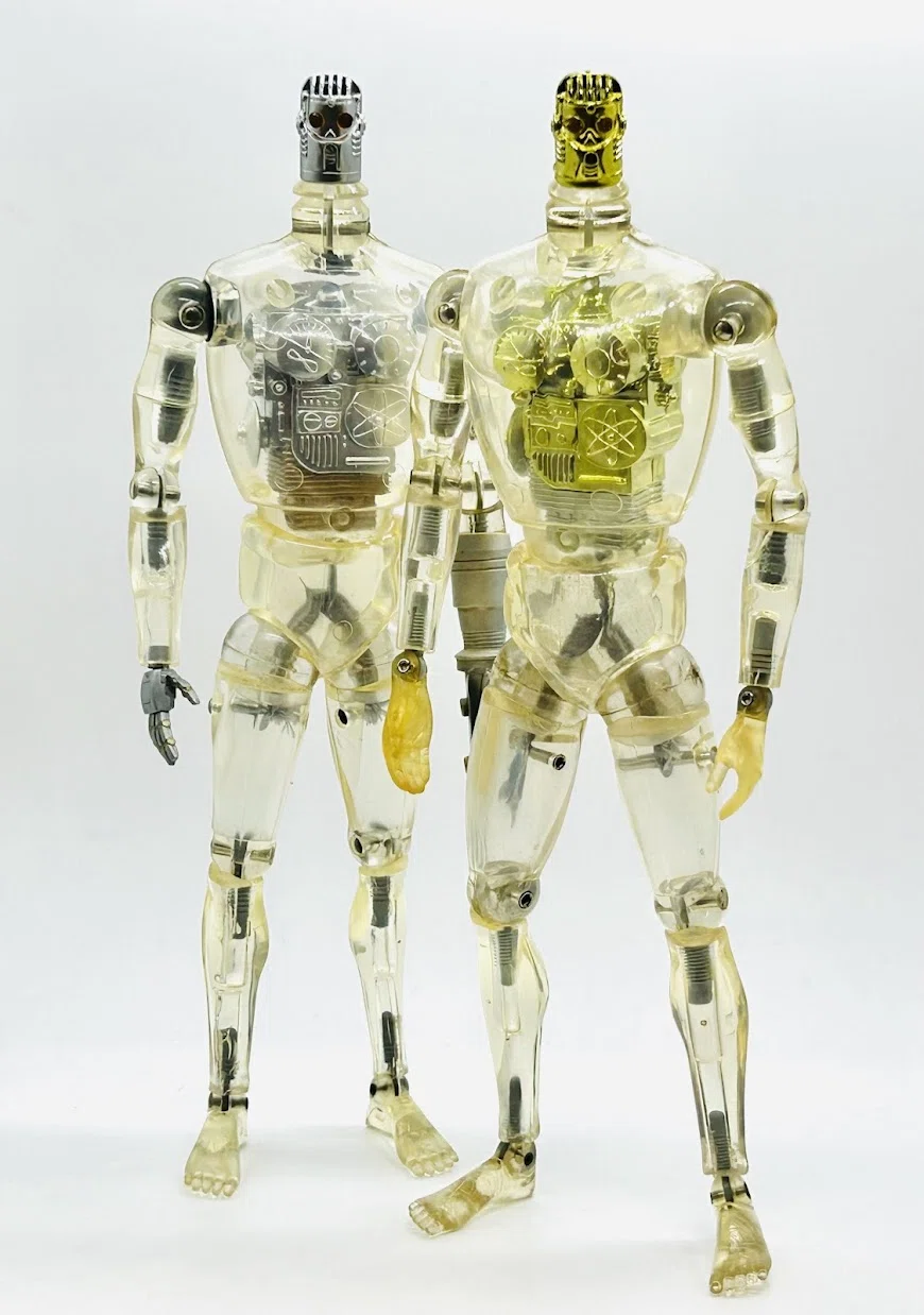 The Golden Cyborg Has Arrived｜参泥