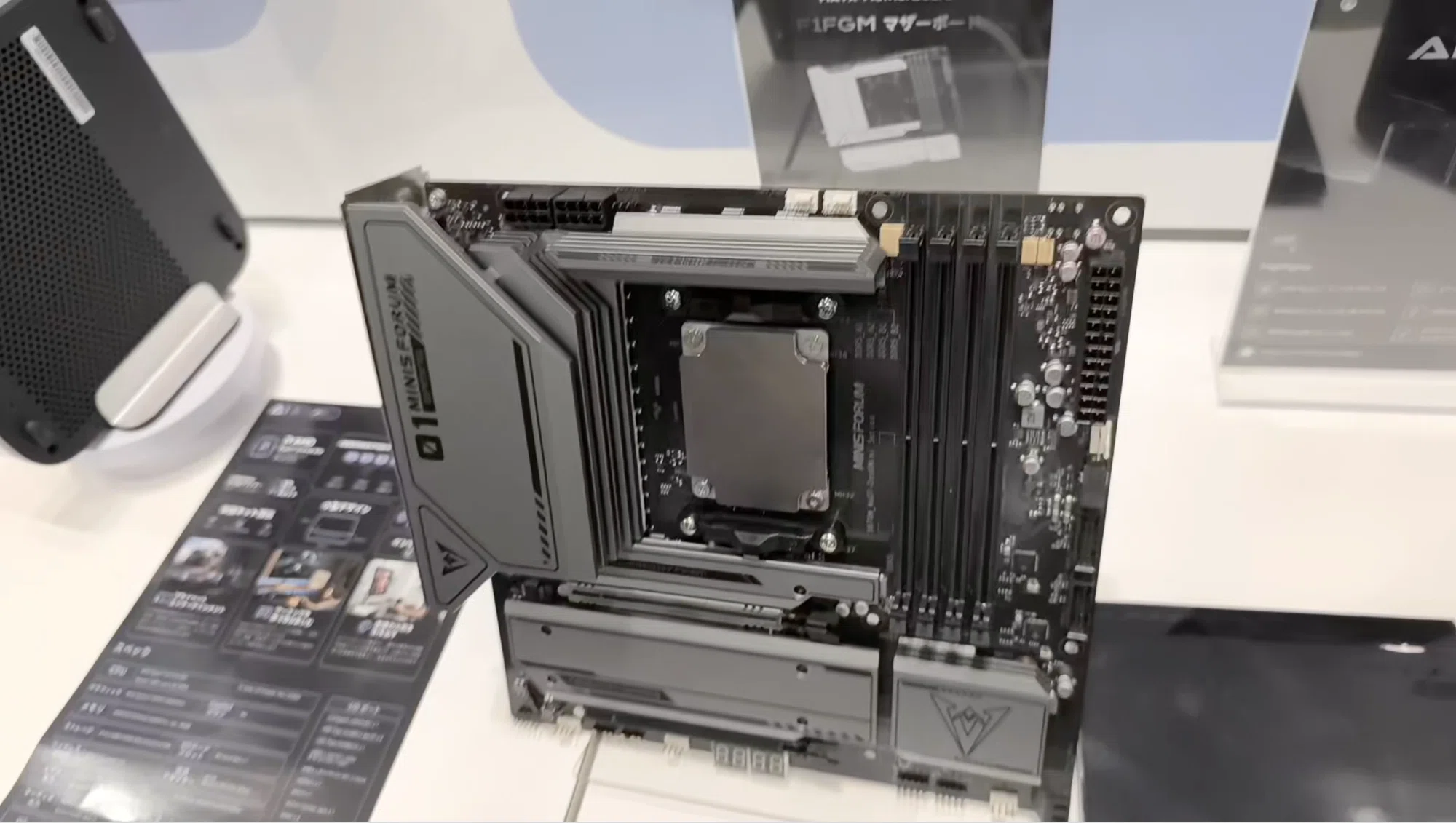 PCIE2つのM-ATXマザー】Minisforumの新製品【RTX5060ミニPC】|重藤 六 PCIE2つのM-ATXマザー】Minisforumの新製品【RTX5060ミニPC】|重藤 六