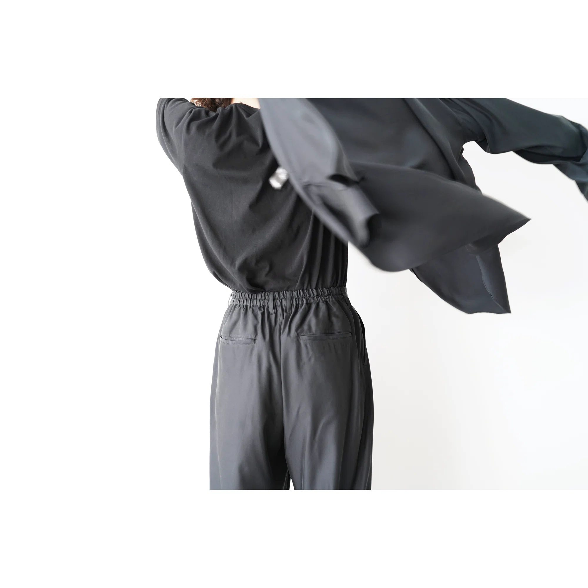 Melting clothes. ssstein Cupro Twill Oversized LS Shirt / Wide 