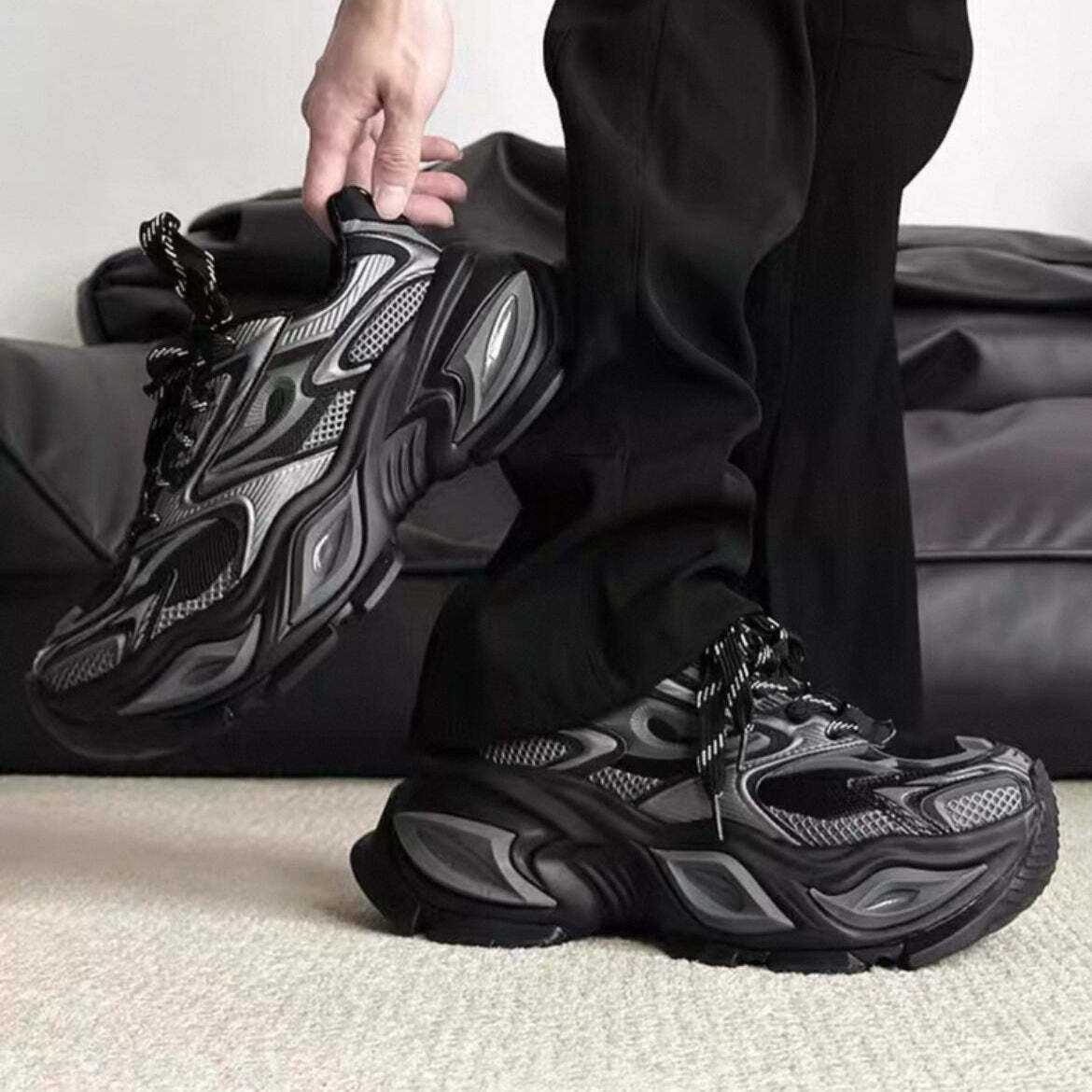 LUMY-Shibuyaってどんなブランド？渋谷から生まれた次世代スニーカーの