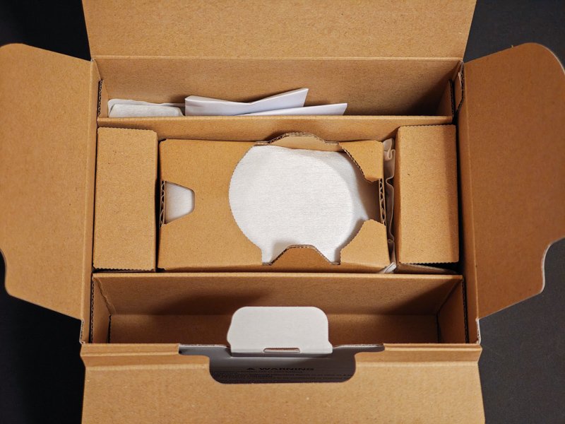 Canon PowerShot V1【箱付き】 Canon PowerShot V1【箱付き】 キヤノン「PowerShot V1」誕生！ 1.4型