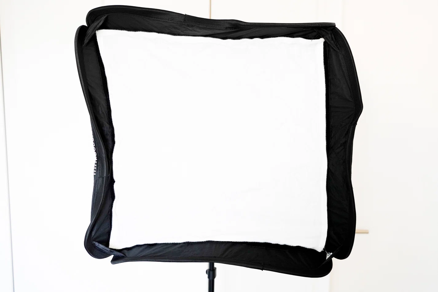 レビュー】Amazonで人気「GODOX 60x60cm ソフトボックス」初心者に
