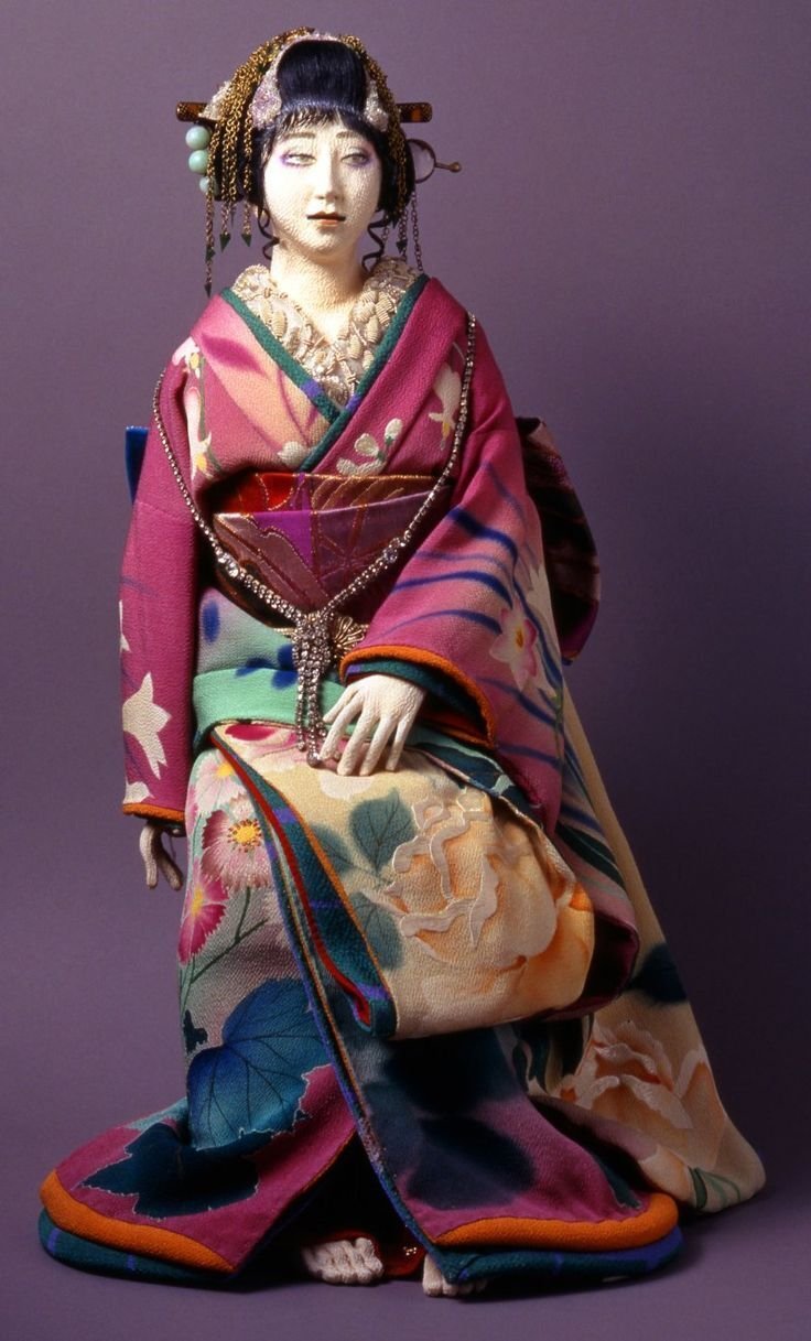 世界的人形師 辻村寿三郎、辻村ジュサブロー 人気の紫色。※襦袢