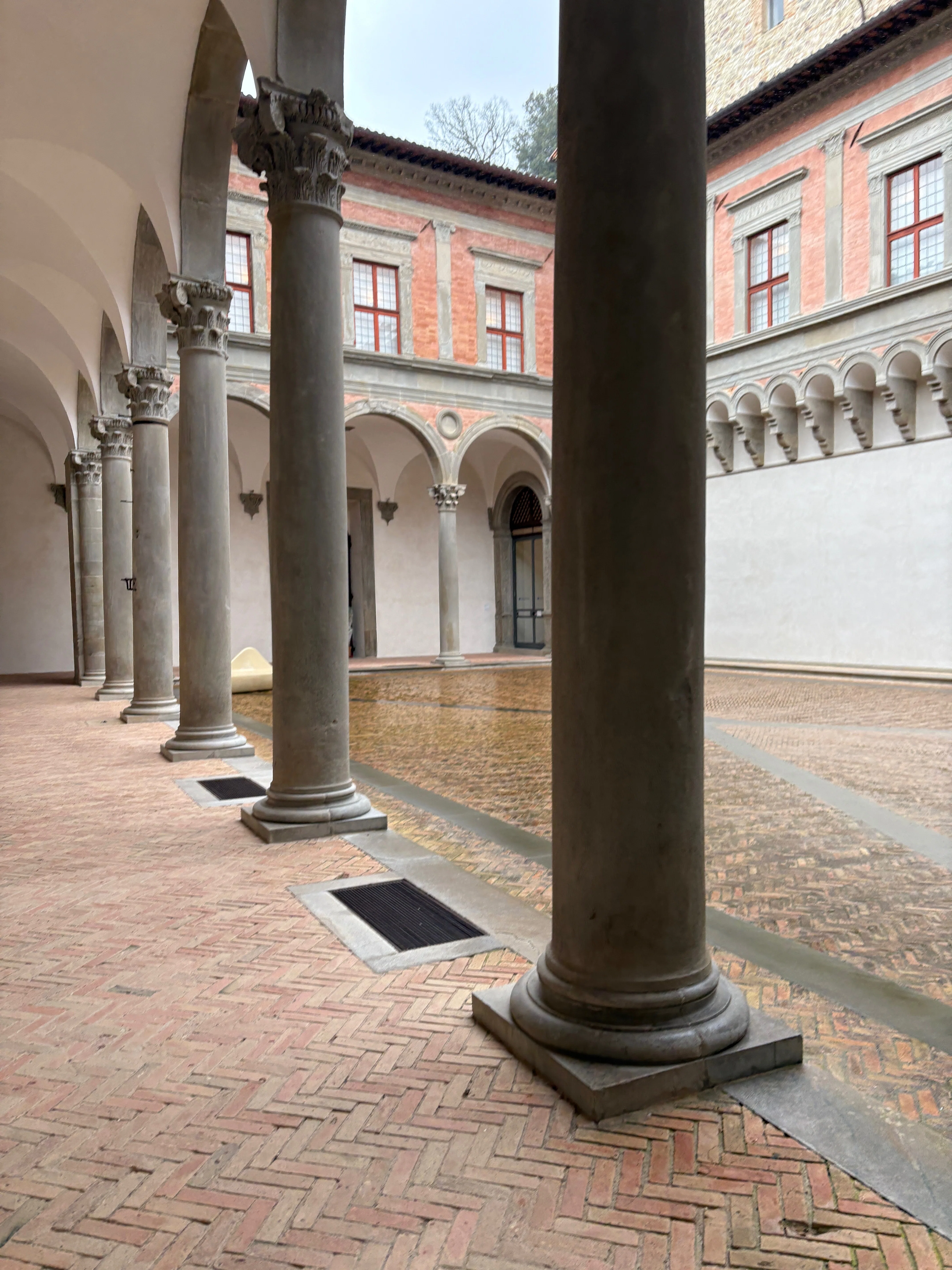 イタリアぼっち旅④ グッビオGubbio市街地 ｜さちこ