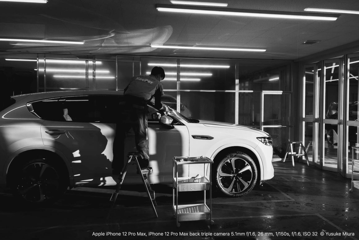 白い車をきれいに保つには？ 洗車とコーティングのリアルな方法、全部まとめました。｜Yusuke Miura